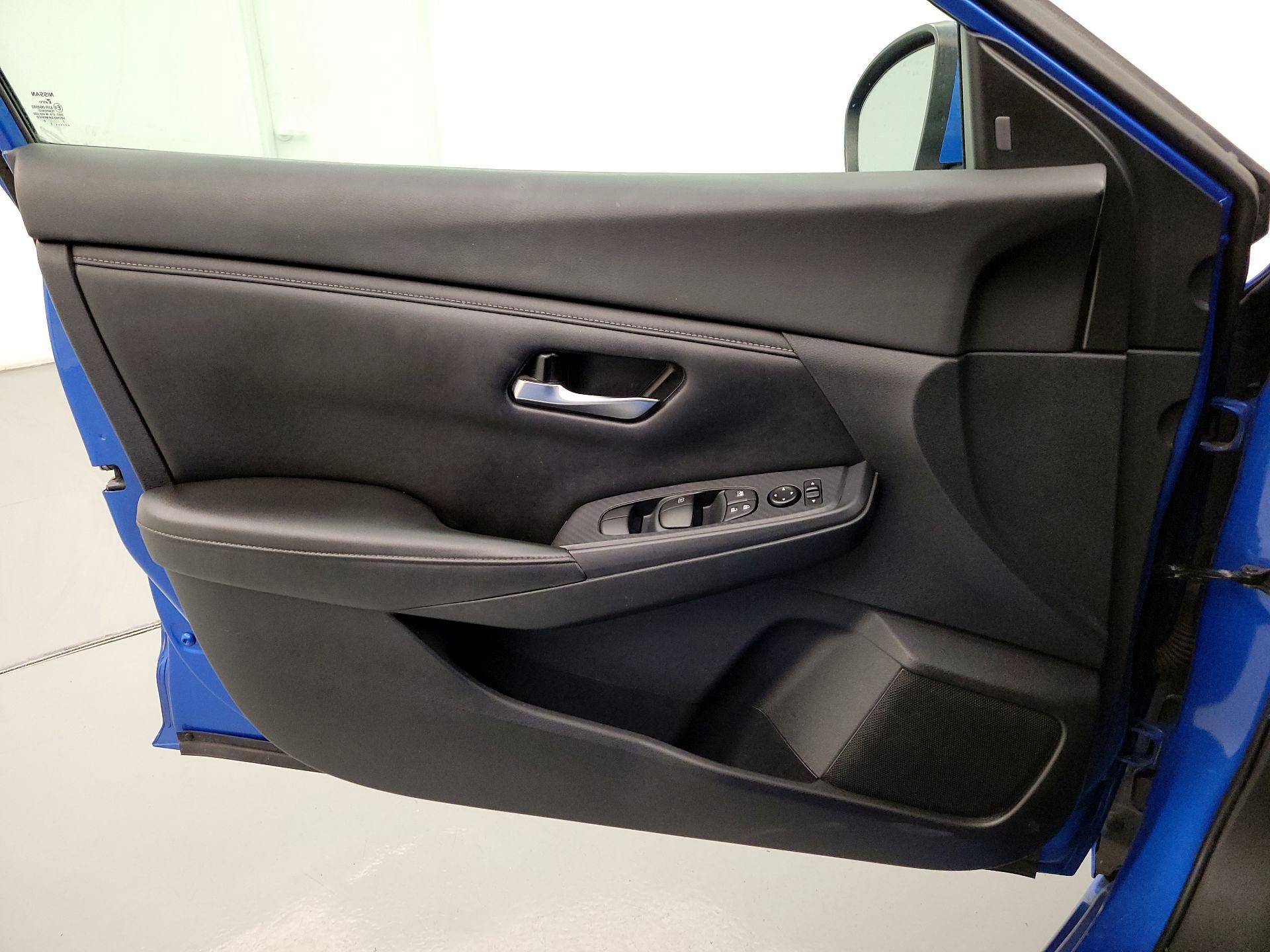 Thumbnail: 2021 Nissan Sentra - 12