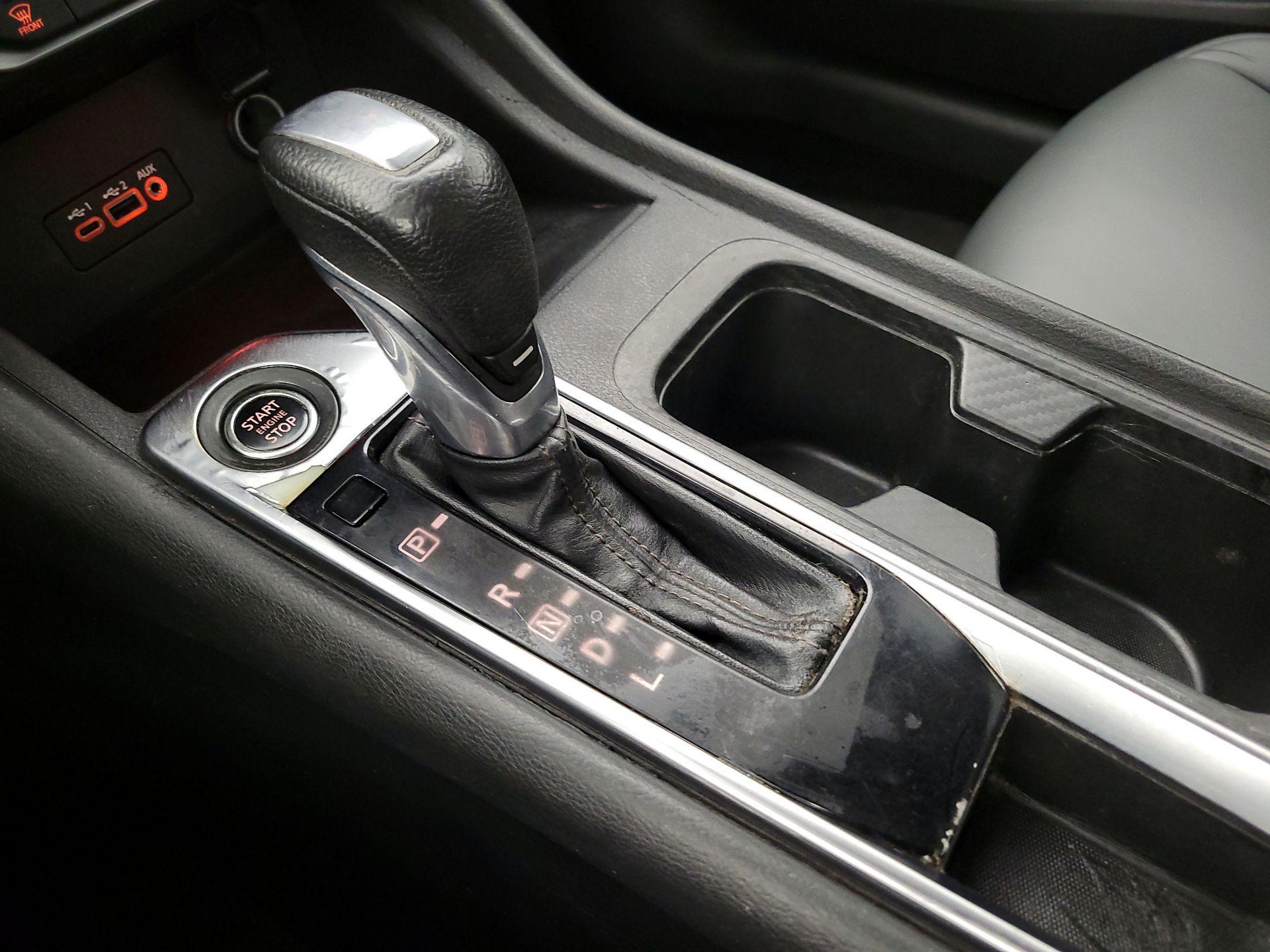 Thumbnail: 2021 Nissan Sentra - 17