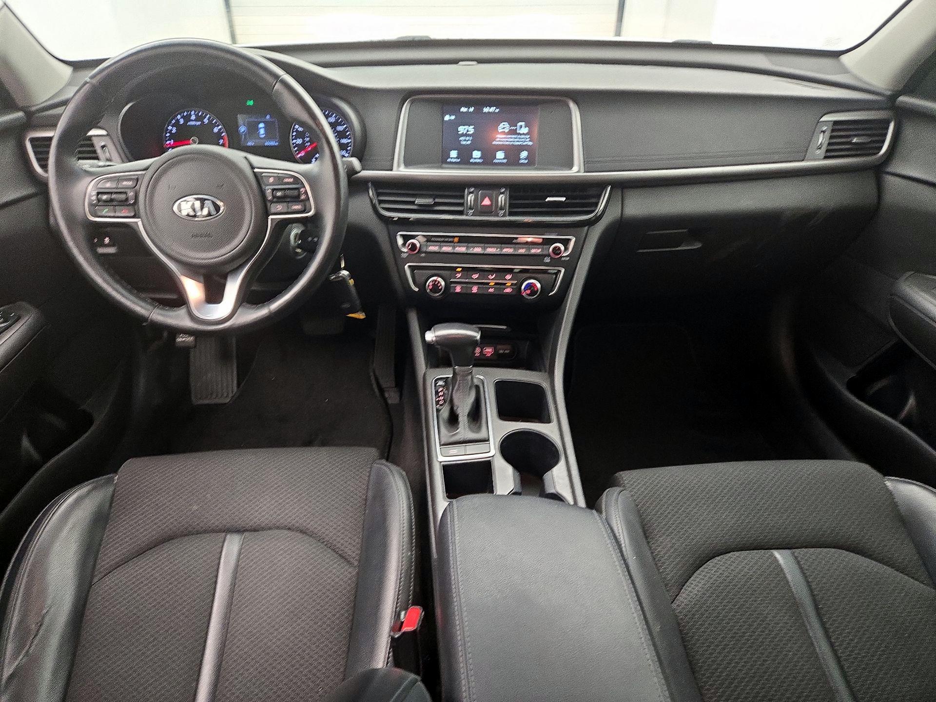 Thumbnail: 2018 Kia Optima - 9