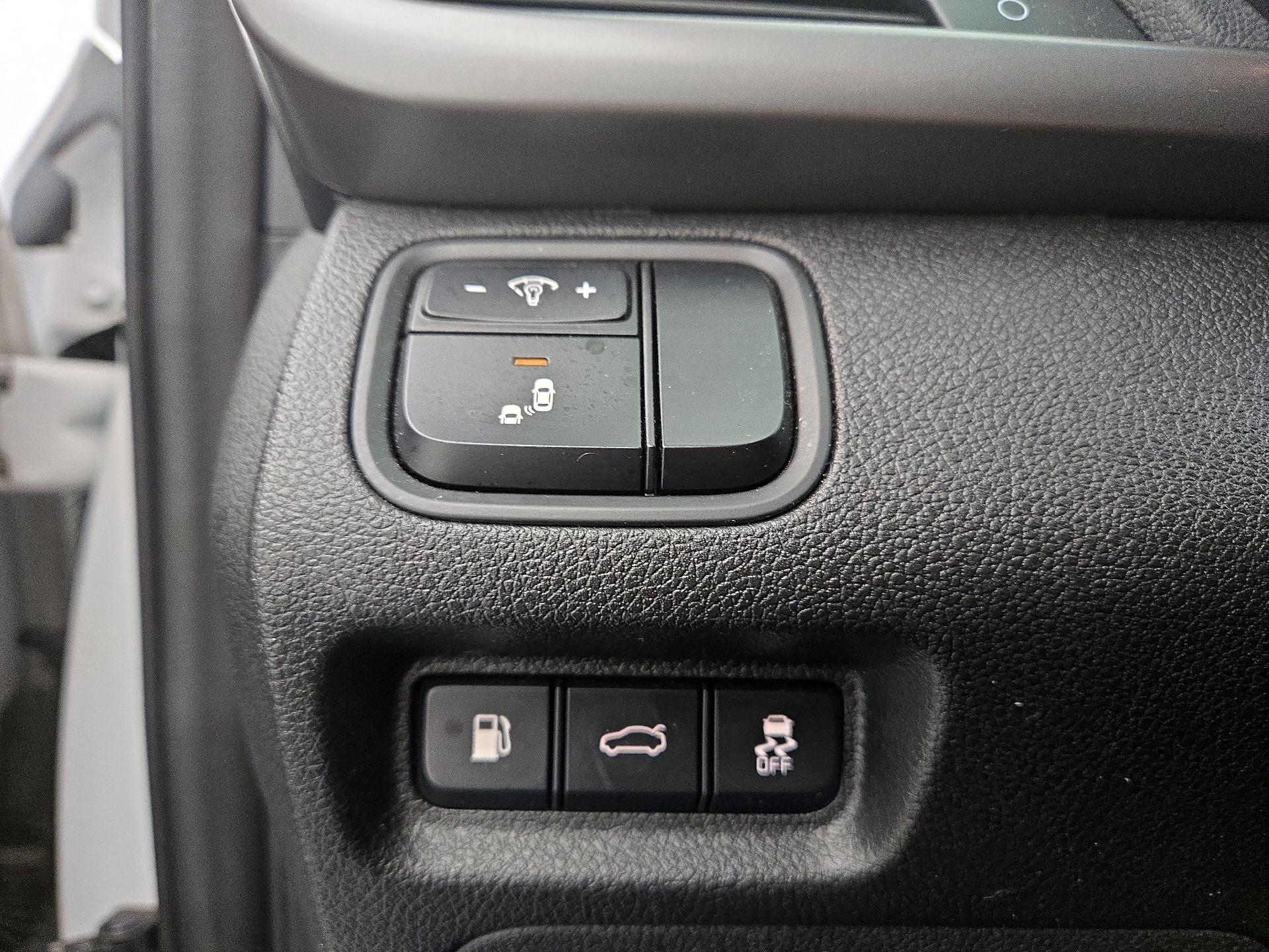 Thumbnail: 2018 Kia Optima - 13