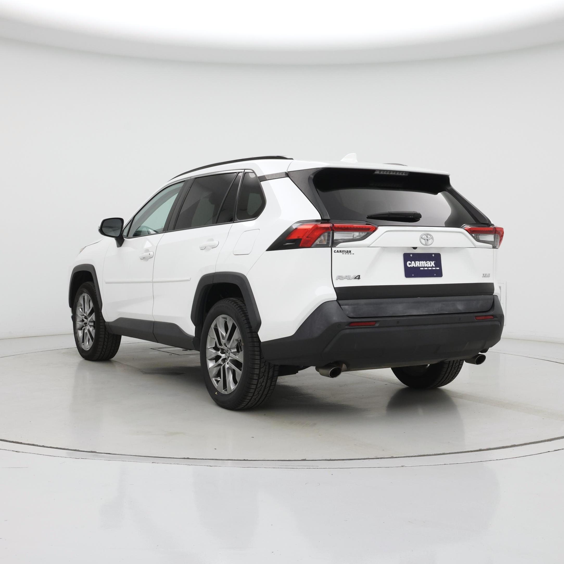 Thumbnail: 2020 Toyota RAV4 - 2