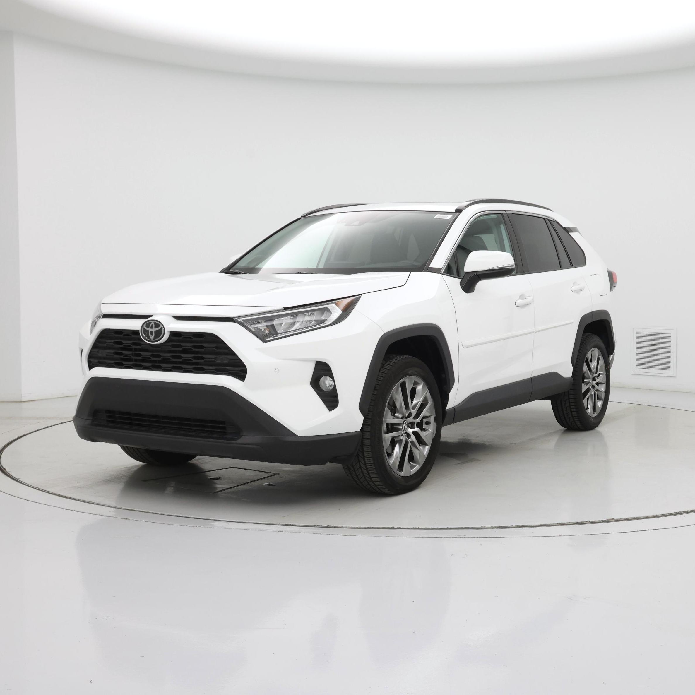 Thumbnail: 2020 Toyota RAV4 - 4