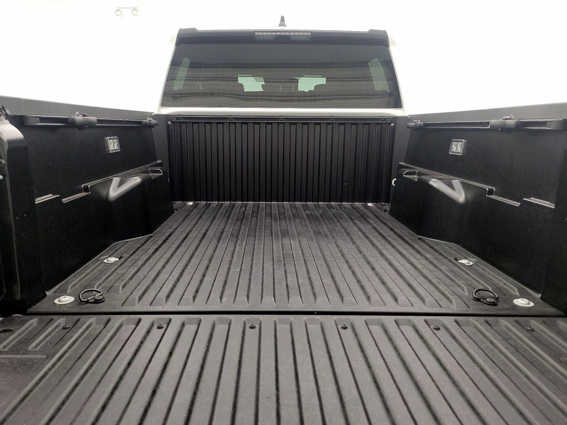 Thumbnail: 2025 Toyota Tacoma - 20