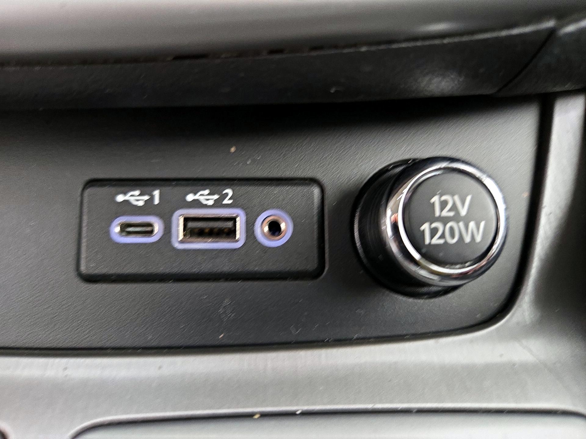 Thumbnail: 2020 Nissan Murano - 18