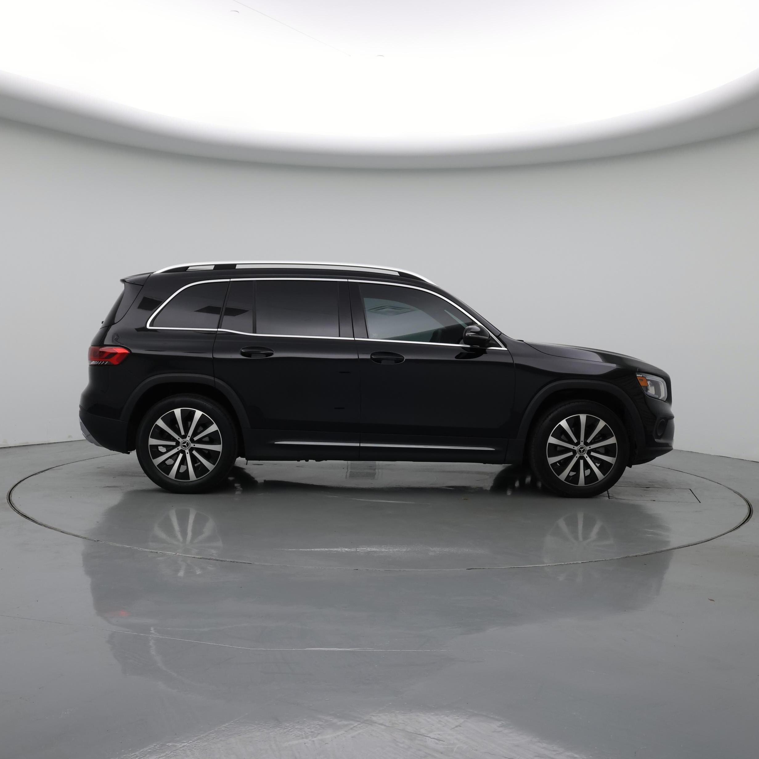 Thumbnail: 2020 Mercedes-Benz GLB - 7