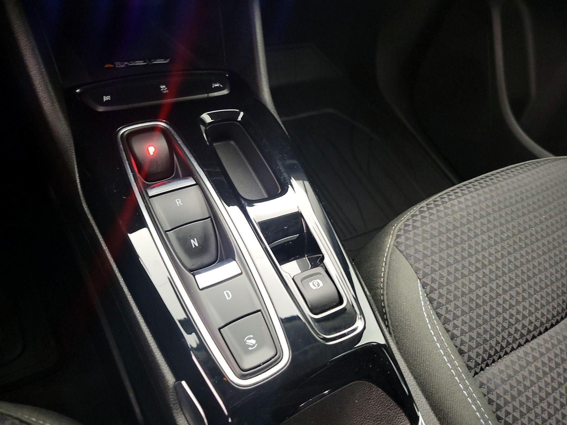 Thumbnail: 2023 Chevrolet Bolt EUV - 17