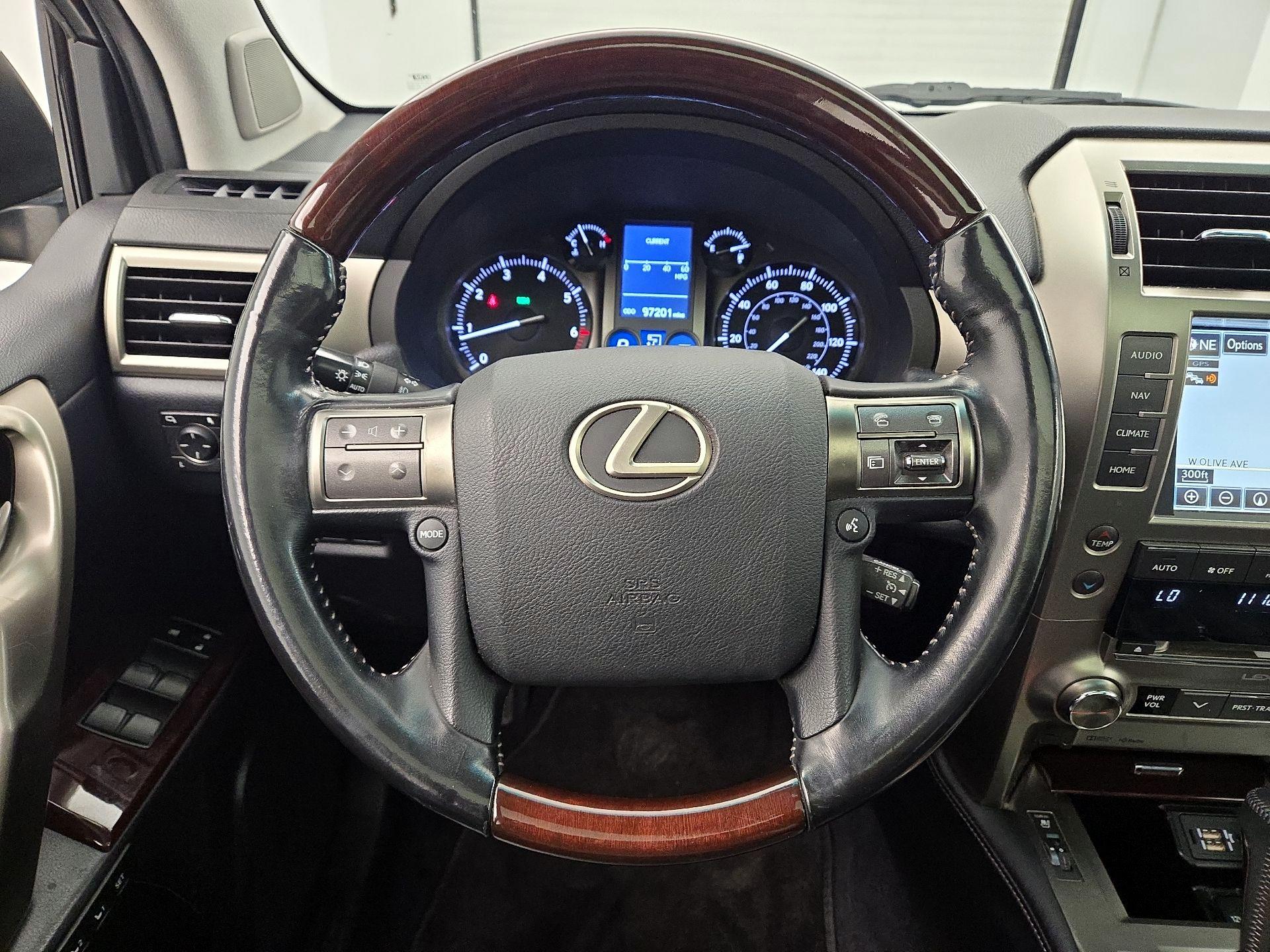Thumbnail: 2018 Lexus GX - 10
