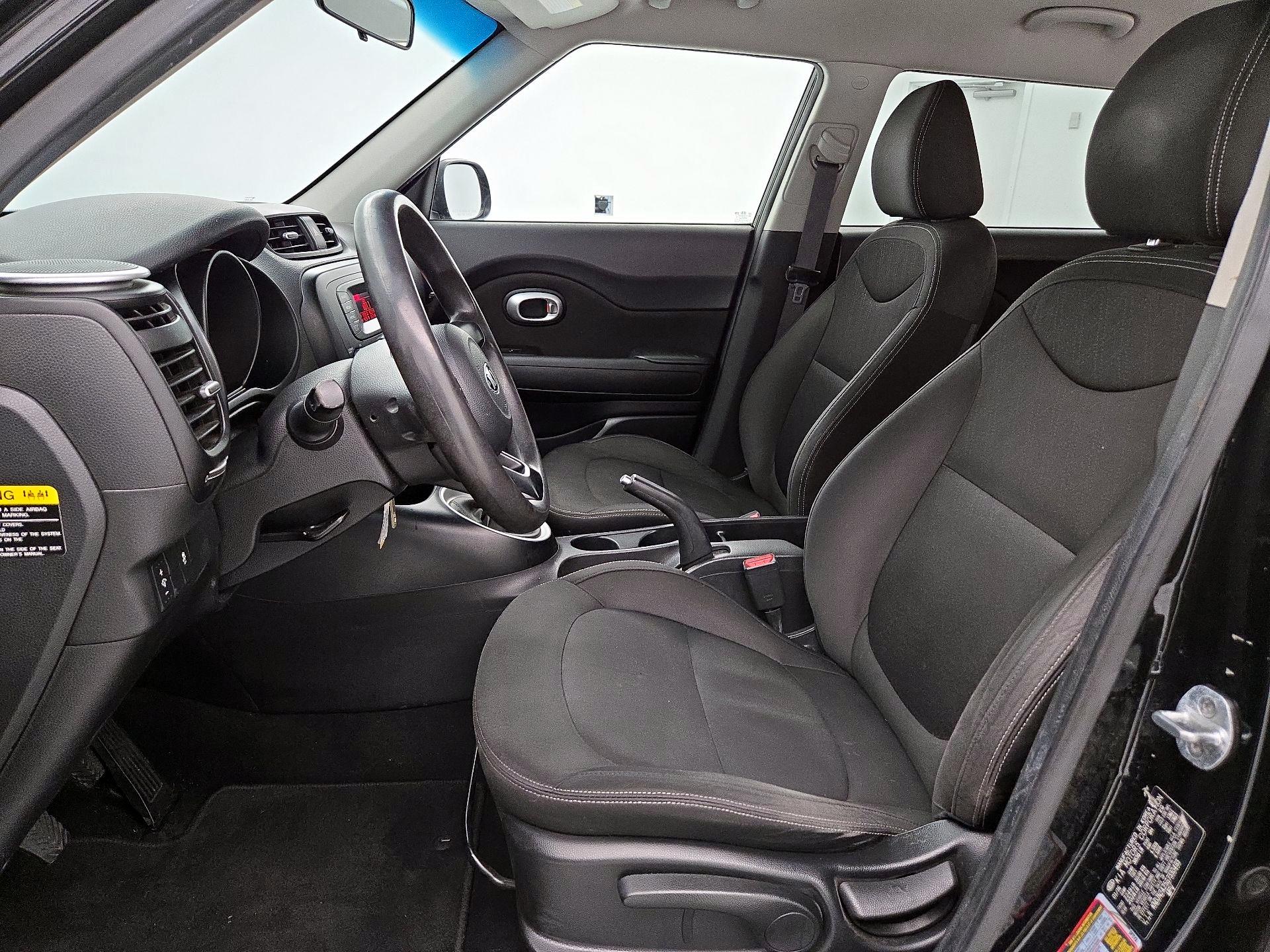 Thumbnail: 2016 Kia Soul - 11