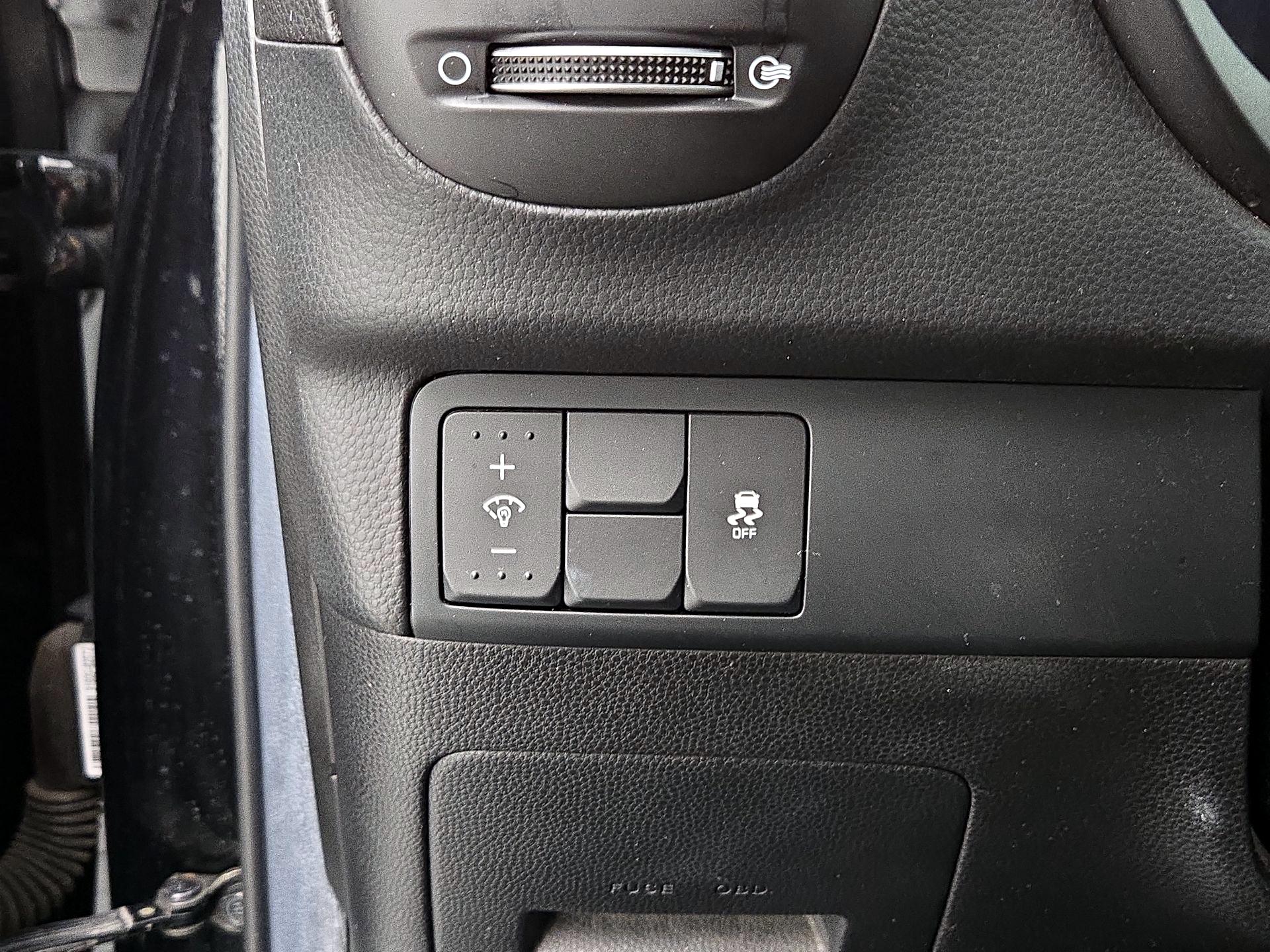 Thumbnail: 2016 Kia Soul - 13