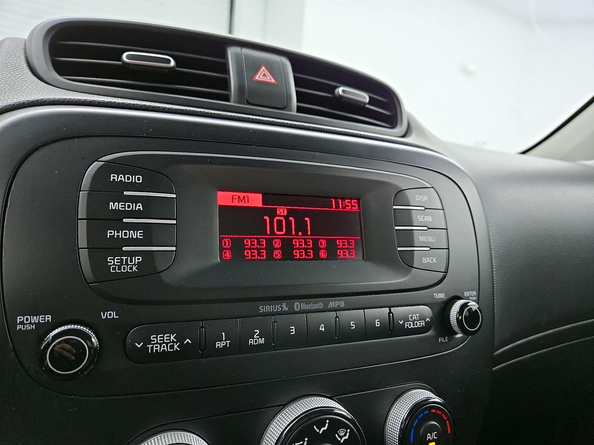 Thumbnail: 2016 Kia Soul - 14