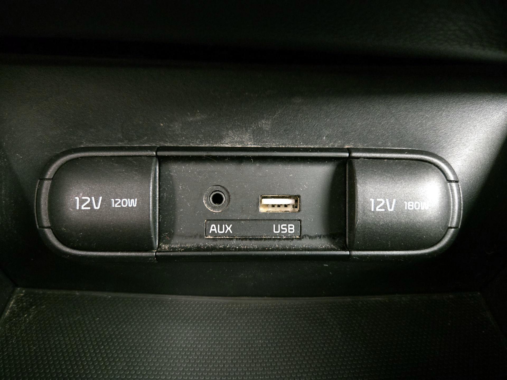 Thumbnail: 2016 Kia Soul - 17