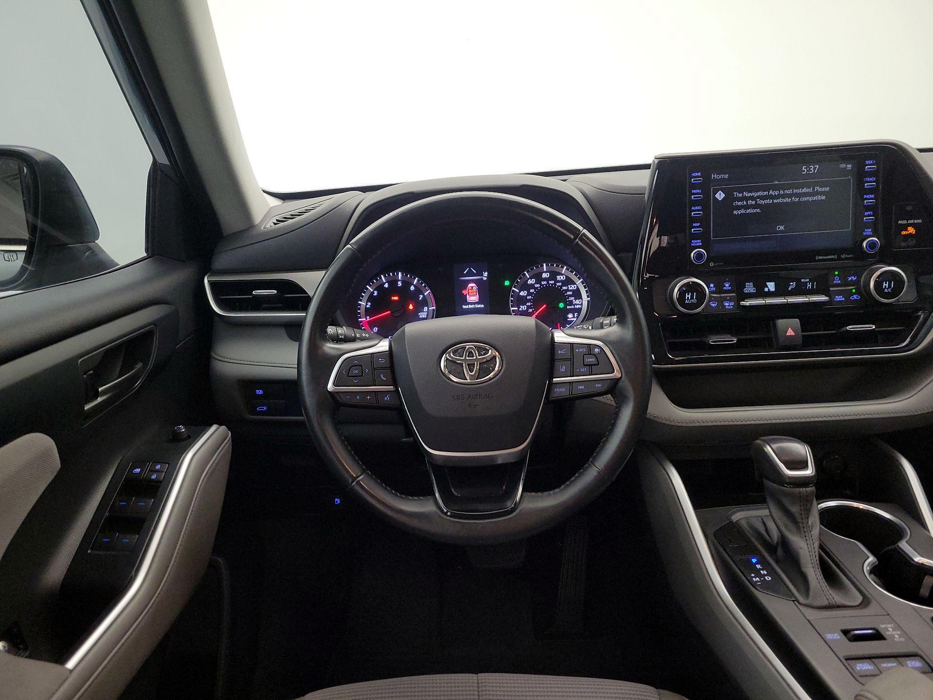 Thumbnail: 2021 Toyota Highlander - 10