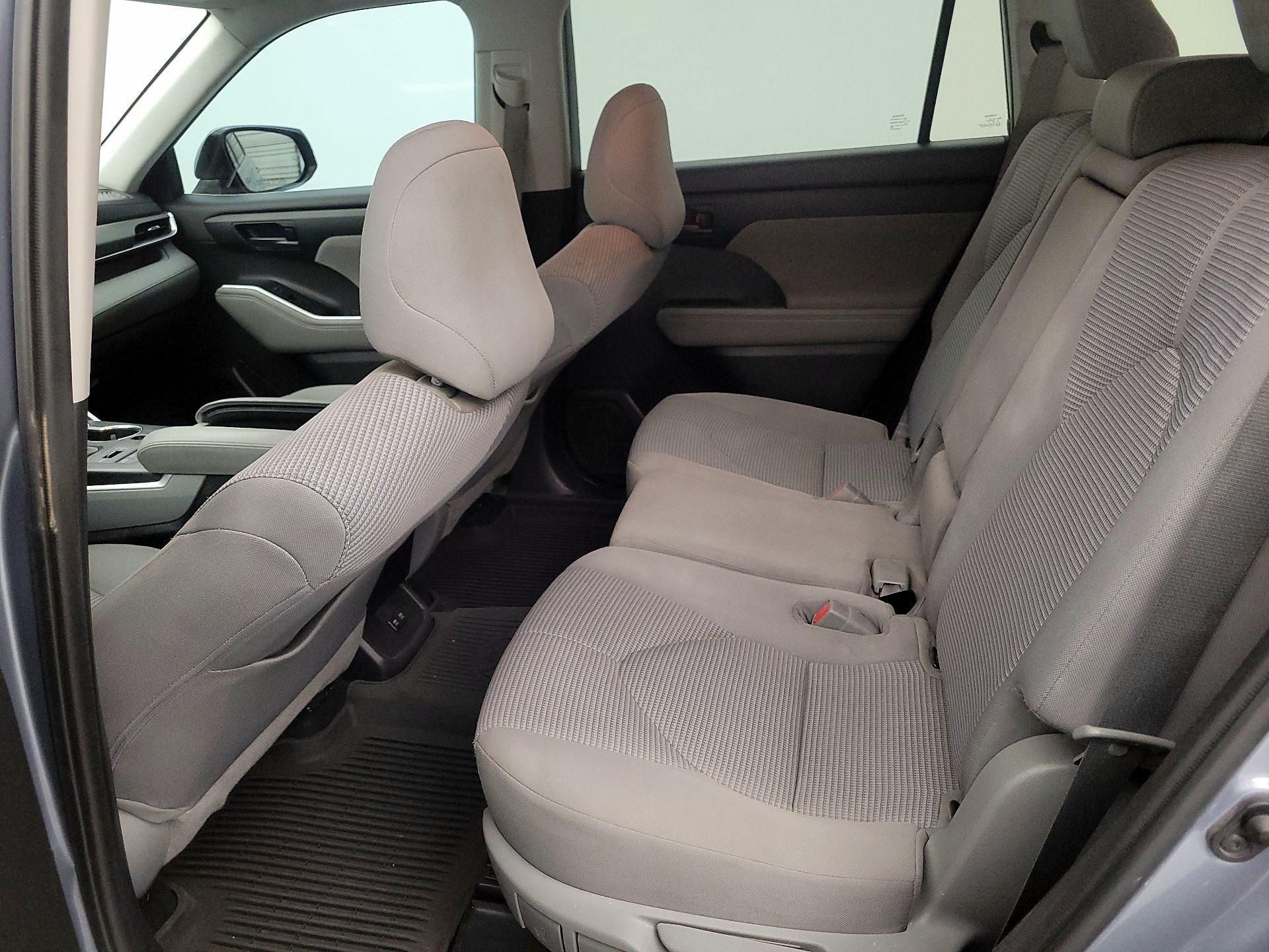 Thumbnail: 2021 Toyota Highlander - 19