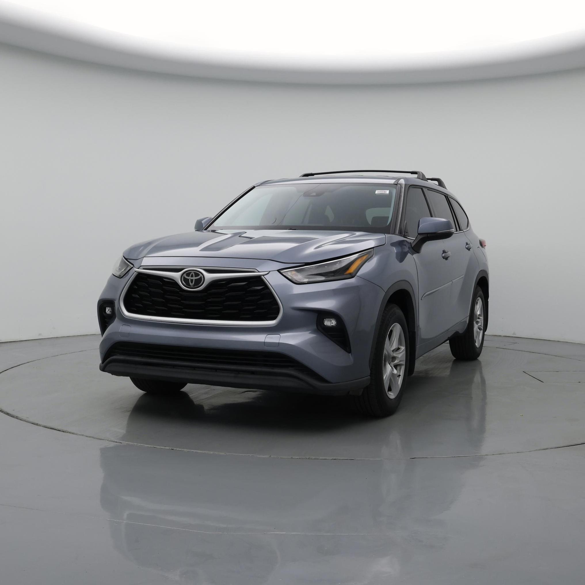 Thumbnail: 2021 Toyota Highlander - 4
