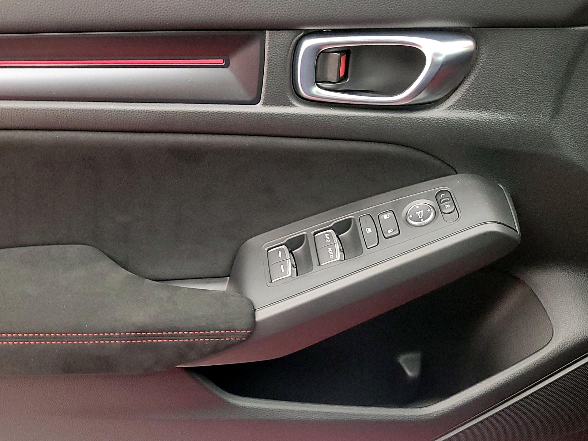 Thumbnail: 2025 Honda Civic - 12