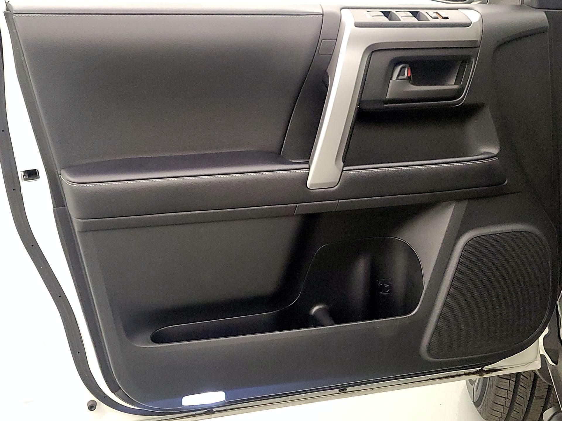 Thumbnail: 2023 Toyota 4Runner - 12