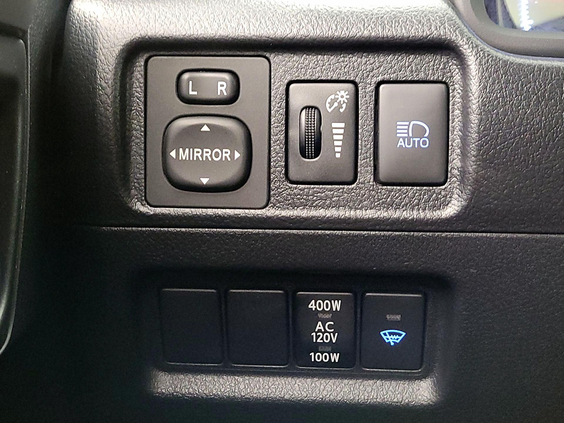 Thumbnail: 2023 Toyota 4Runner - 13