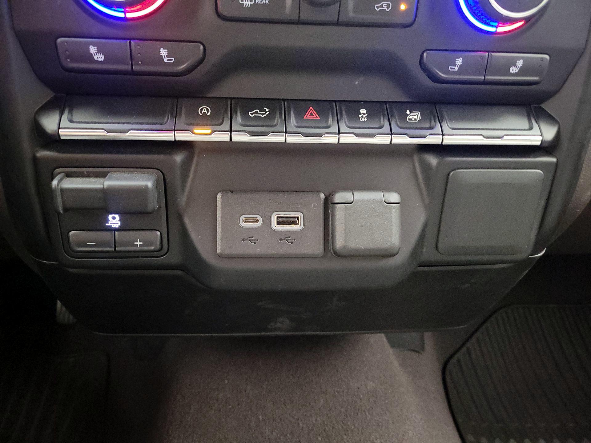 Thumbnail: 2021 Chevrolet Silverado 1500 - 18