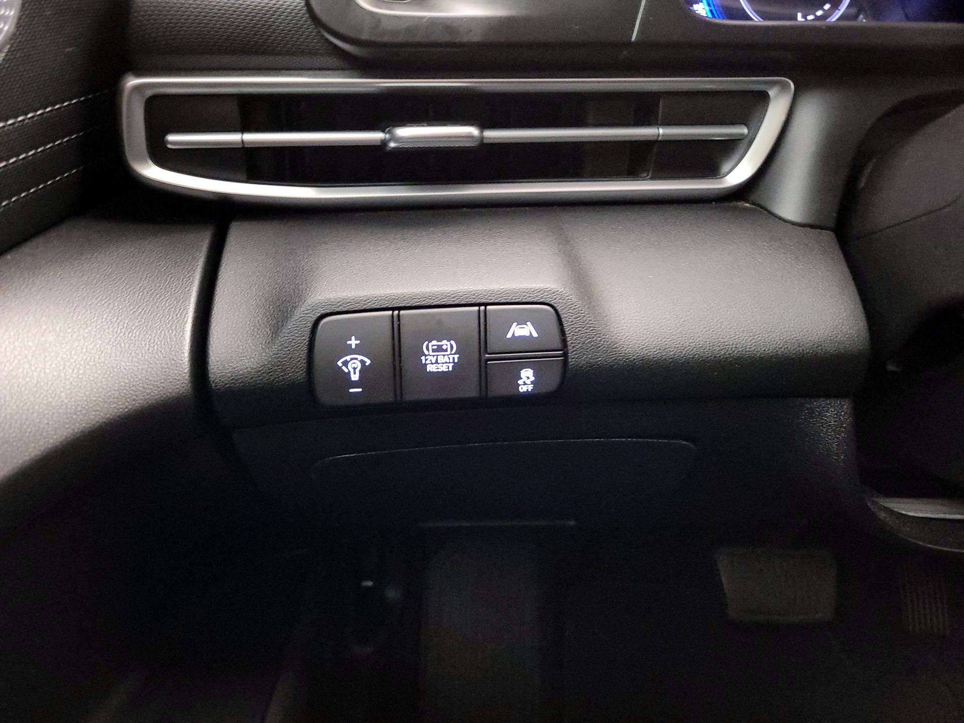 Thumbnail: 2022 Hyundai Elantra - 13