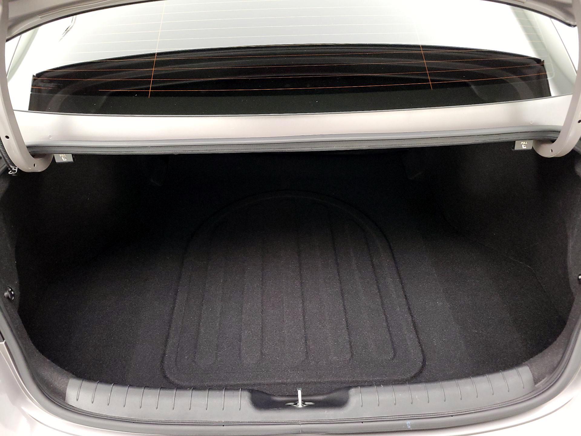 Thumbnail: 2022 Hyundai Elantra - 20