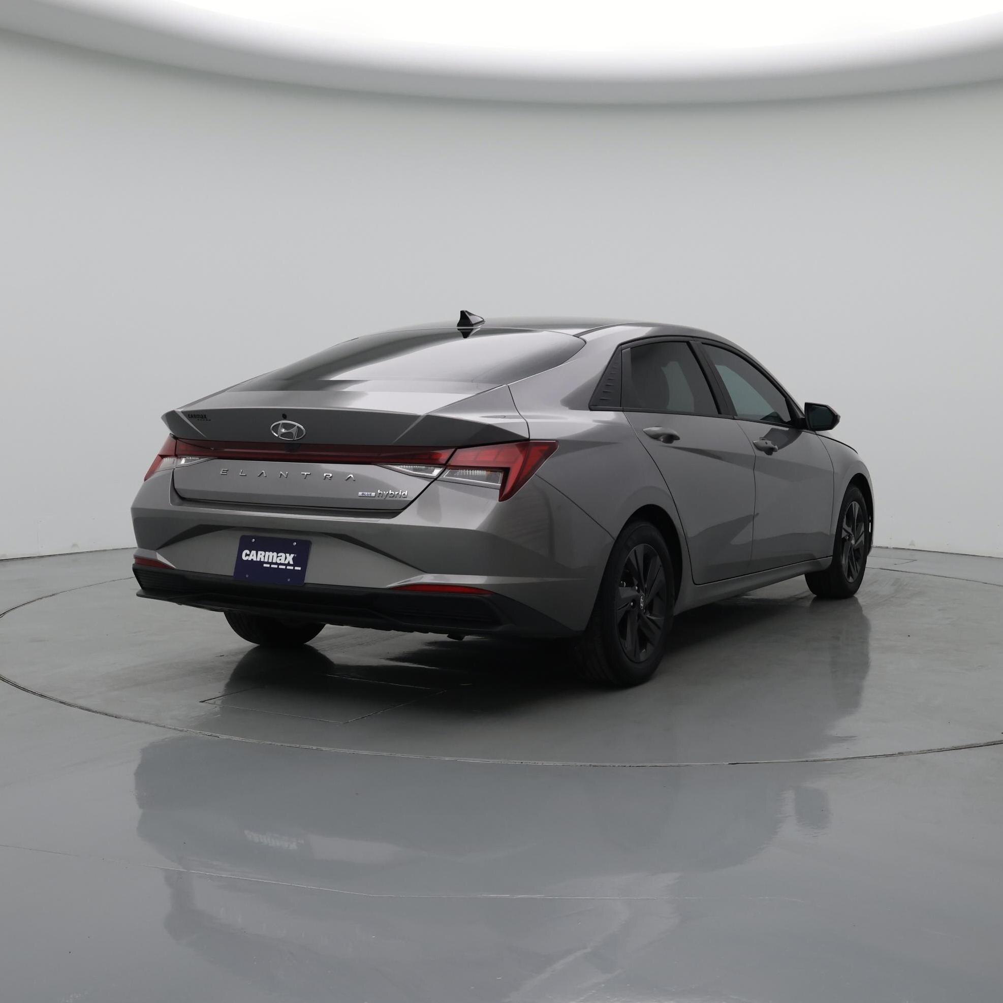 Thumbnail: 2022 Hyundai Elantra - 8