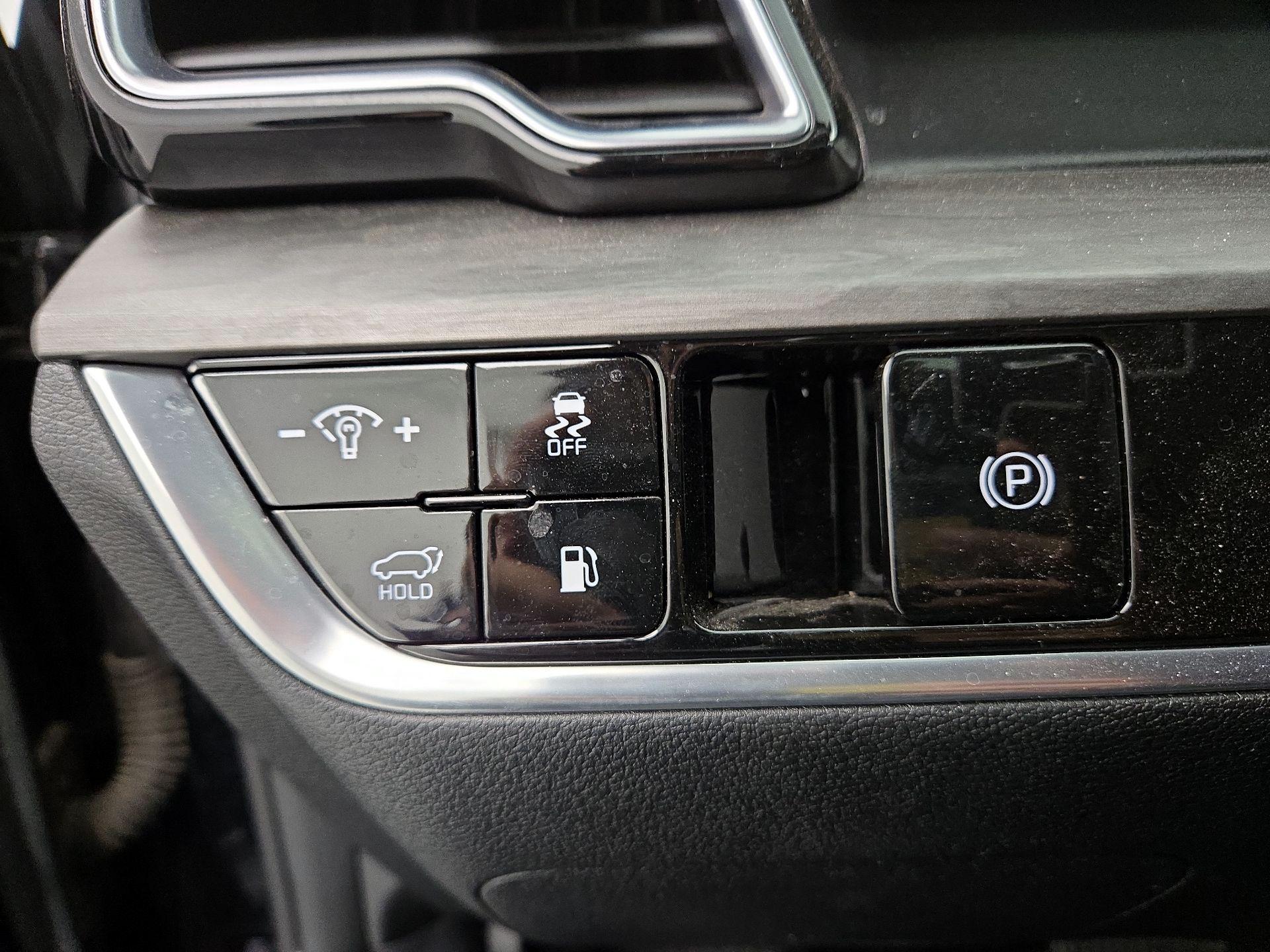 Thumbnail: 2023 Kia Sportage - 13