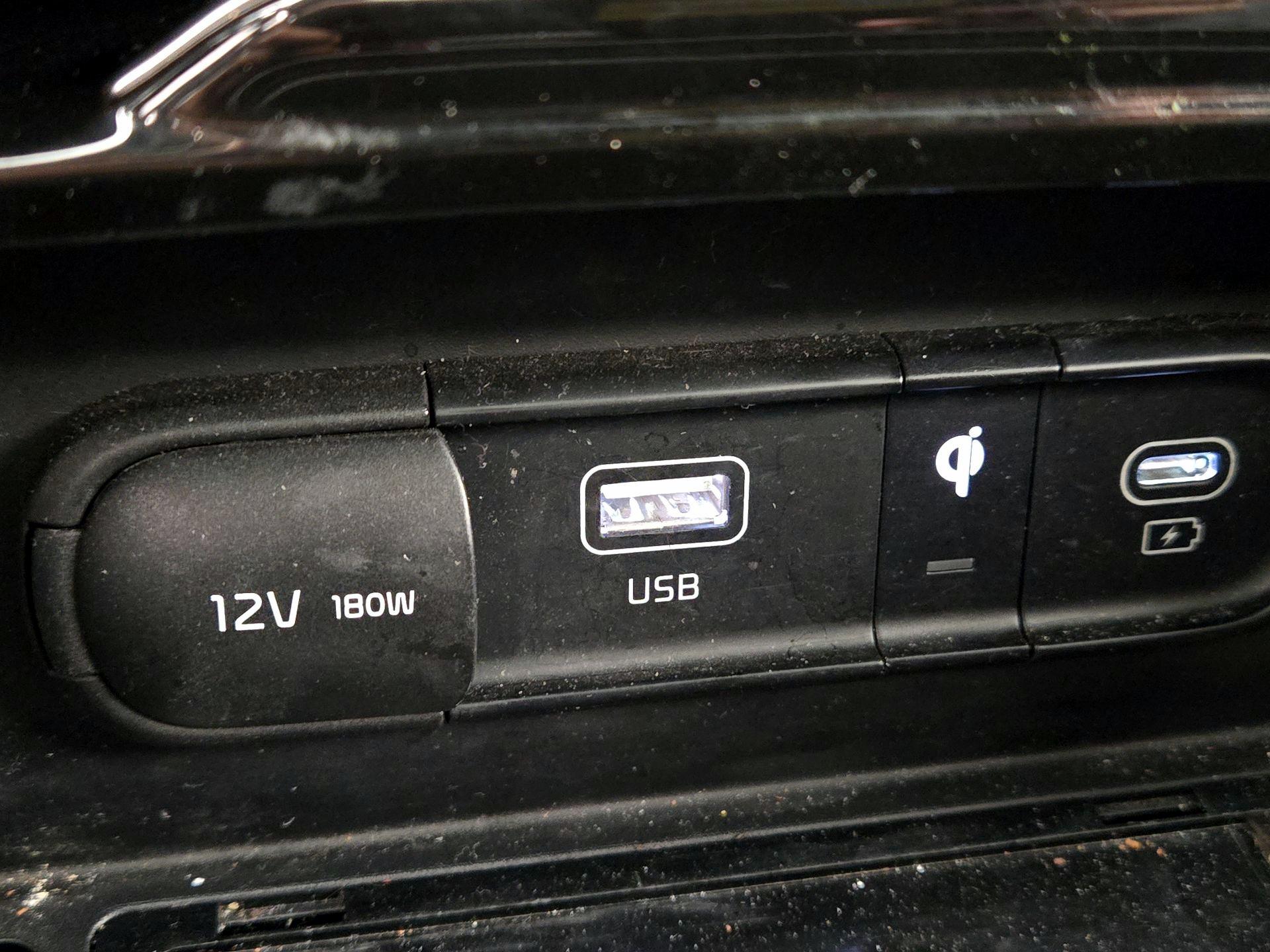 Thumbnail: 2023 Kia Sportage - 19