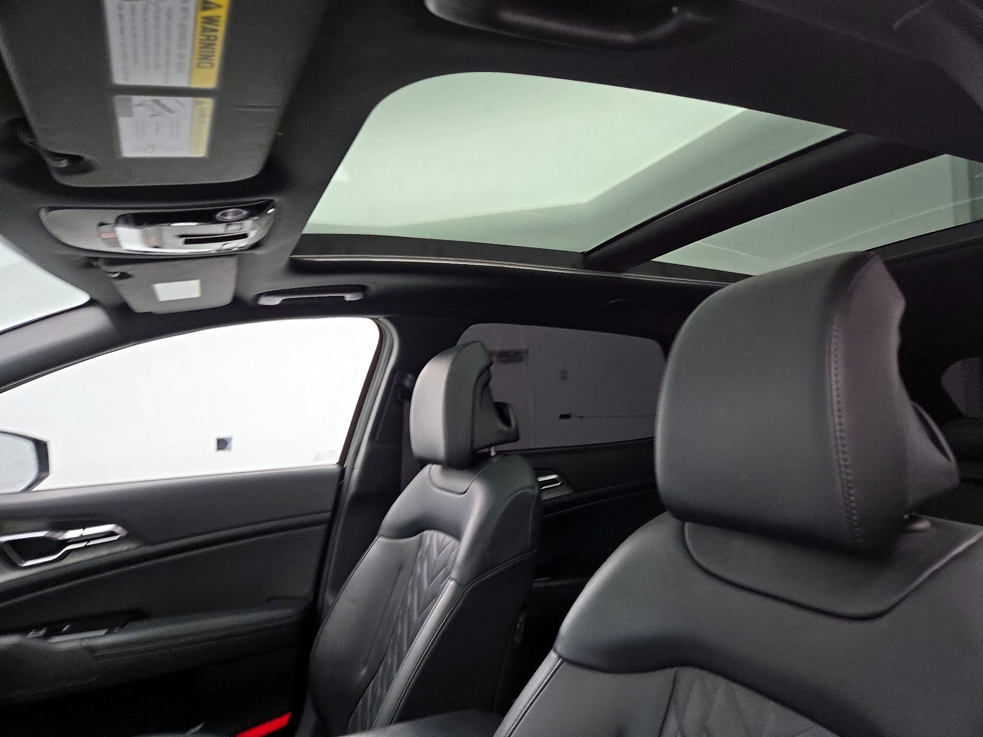 Thumbnail: 2023 Kia Sportage - 20