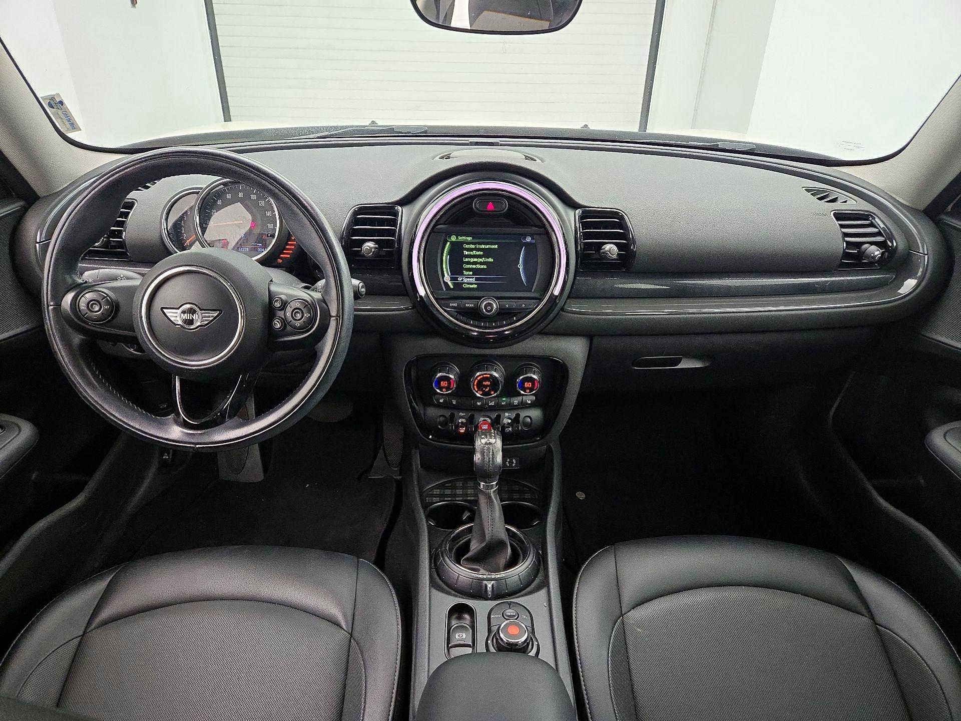 Thumbnail: 2017 MINI Cooper Clubman - 9
