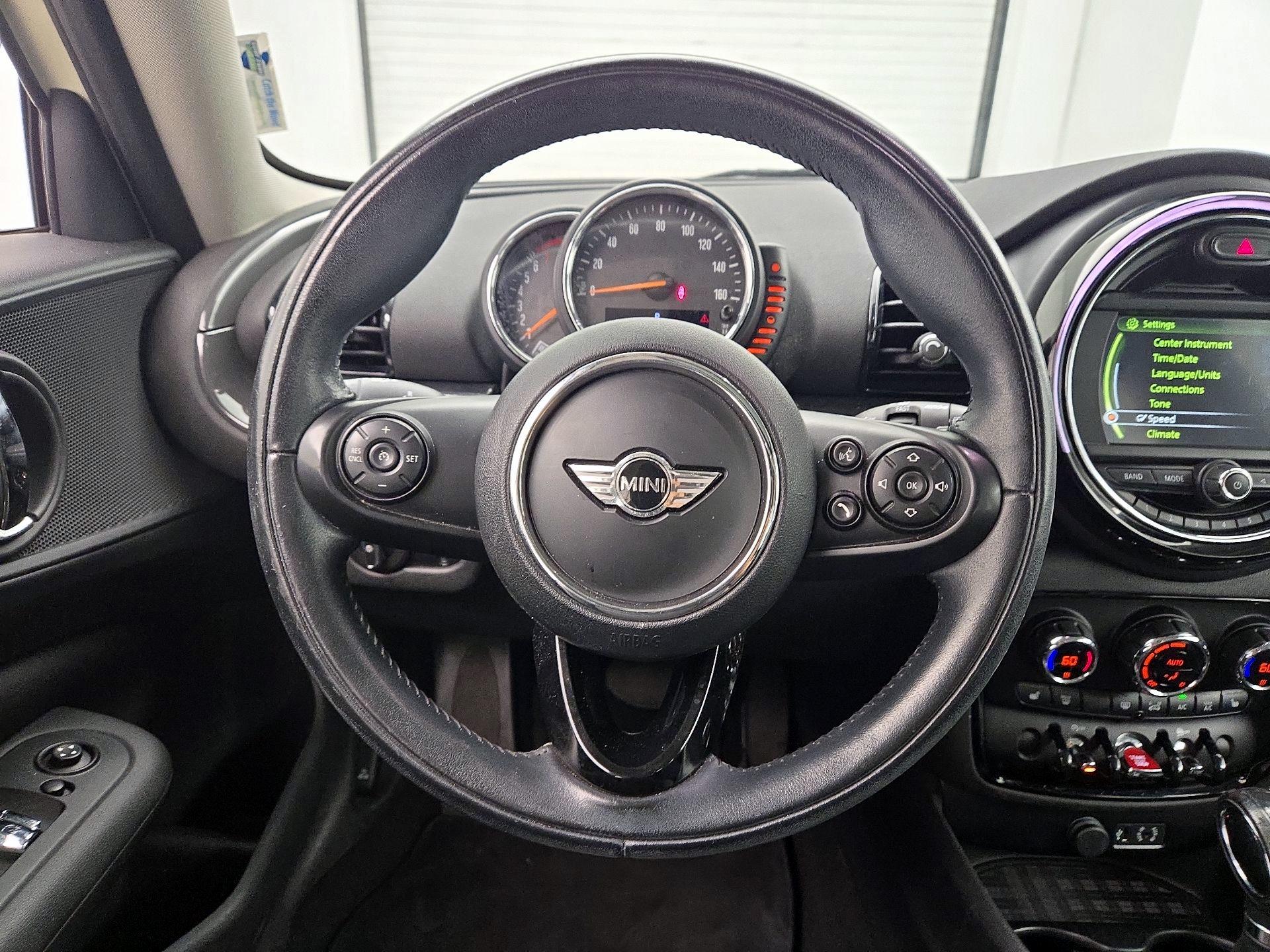 Thumbnail: 2017 MINI Cooper Clubman - 10
