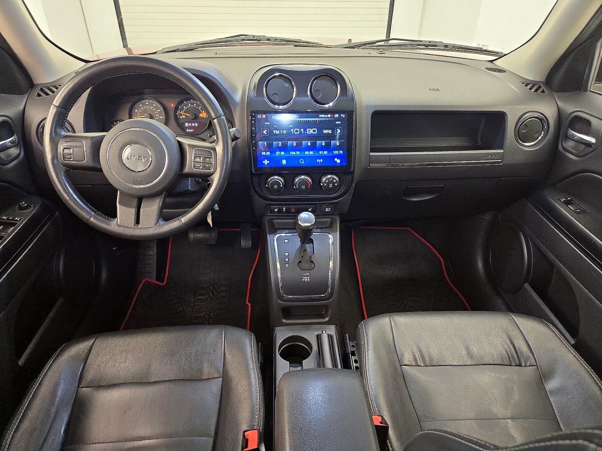 Thumbnail: 2016 Jeep Patriot - 9