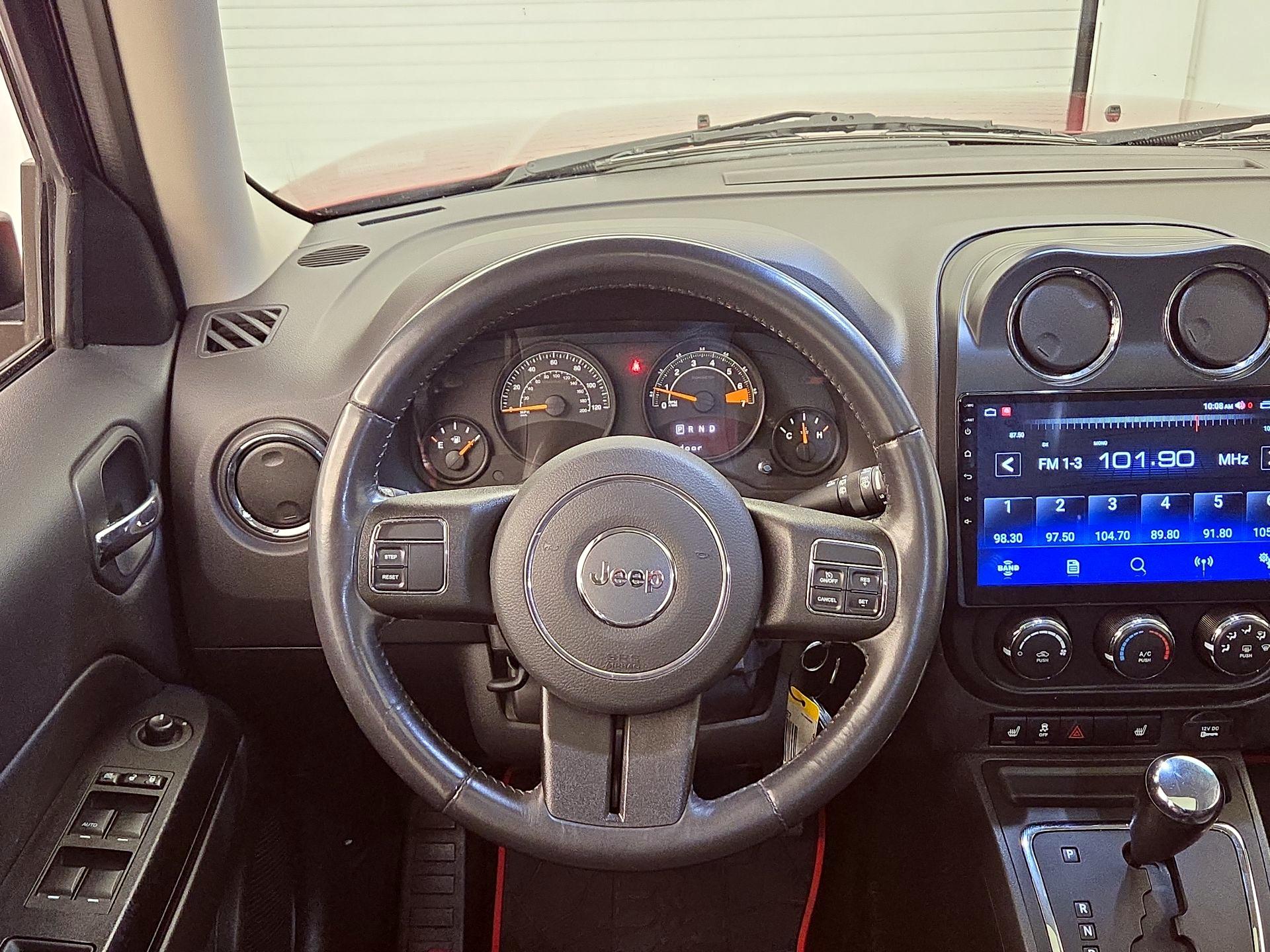 Thumbnail: 2016 Jeep Patriot - 10