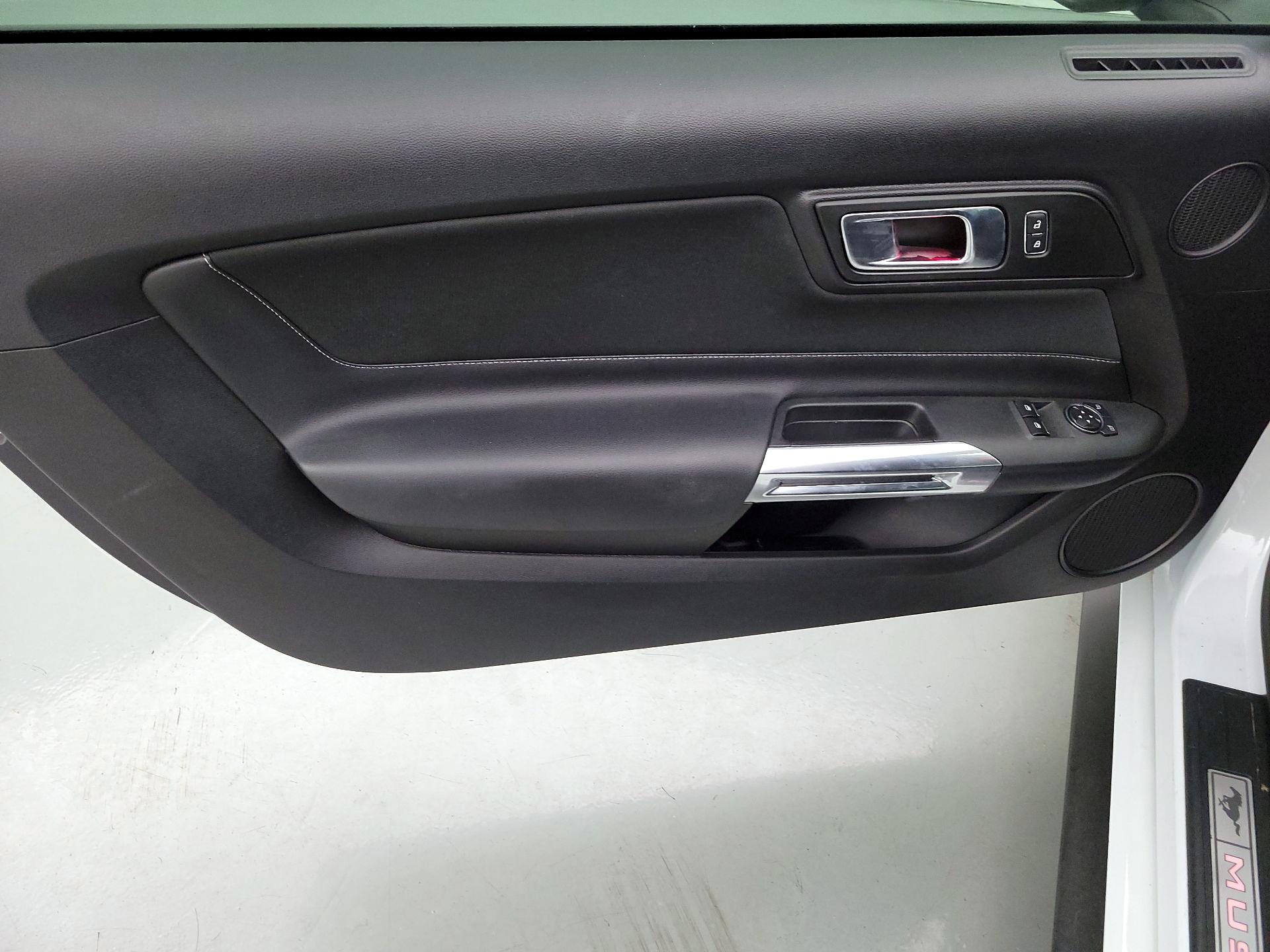 Thumbnail: 2021 Ford Mustang - 12