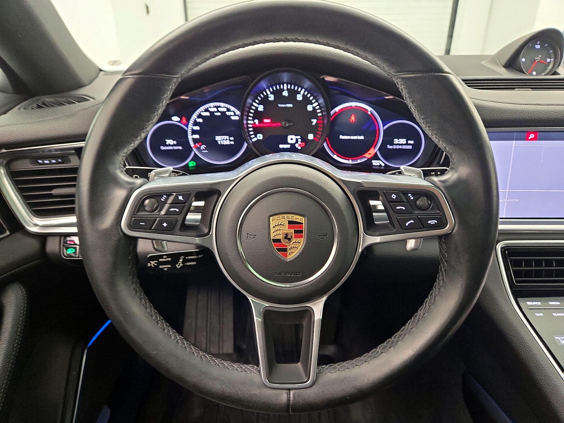 Thumbnail: 2018 Porsche Panamera - 10