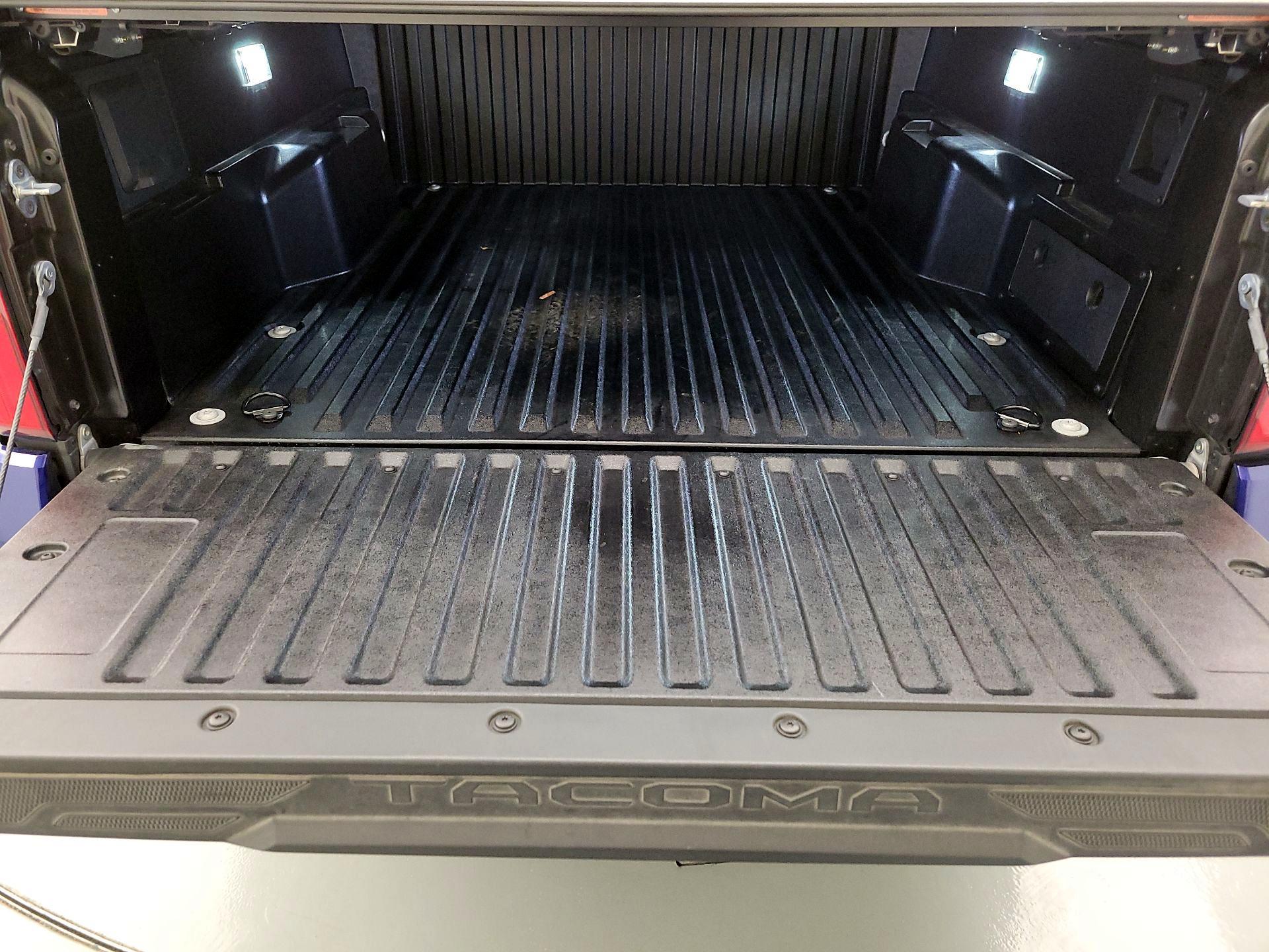 Thumbnail: 2024 Toyota Tacoma - 20