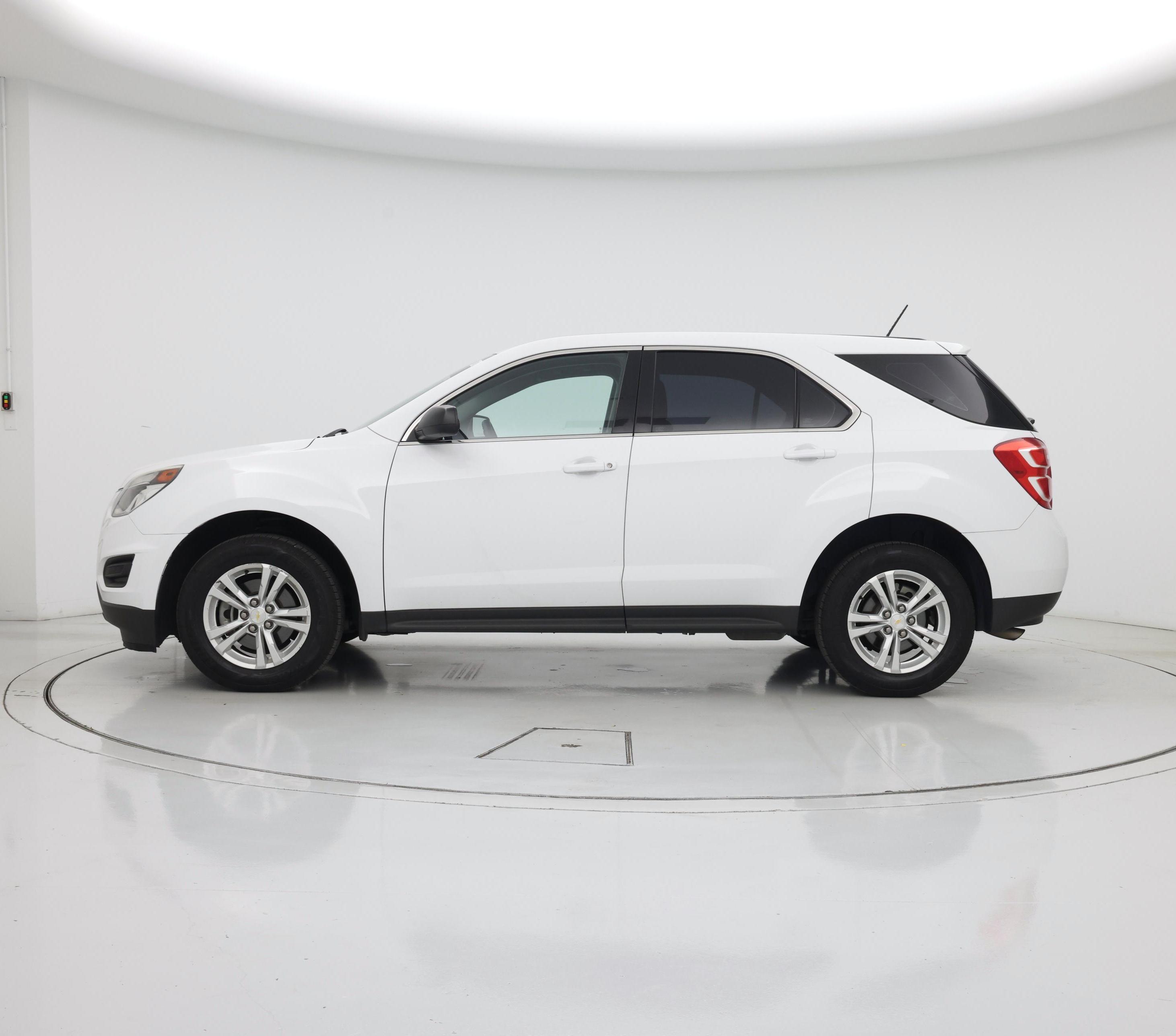 Thumbnail: 2016 Chevrolet Equinox - 3