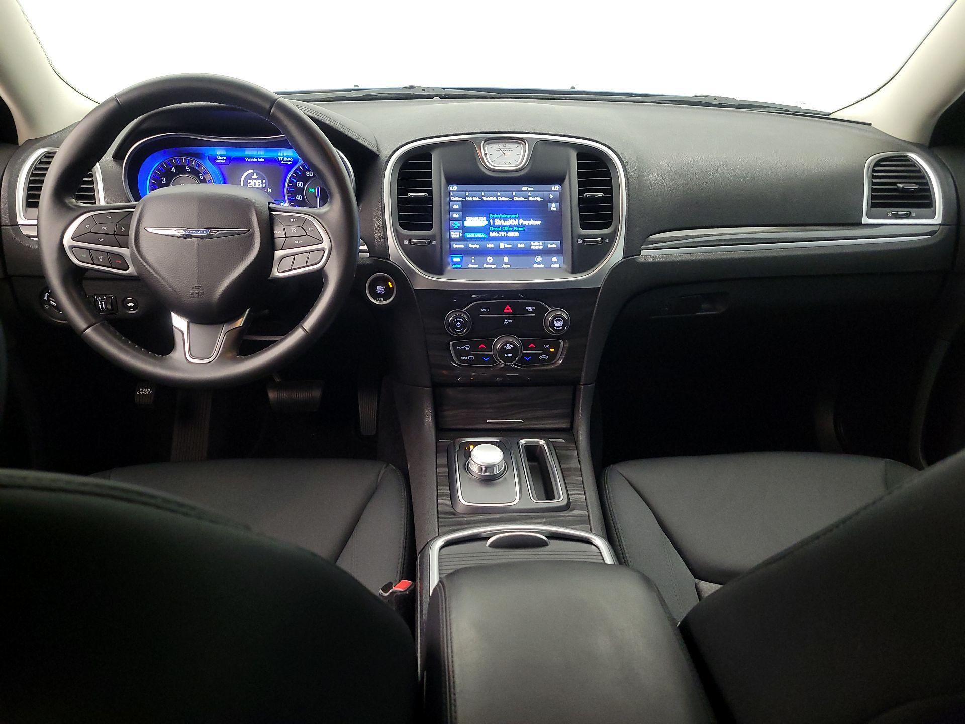 Thumbnail: 2020 Chrysler 300 - 9