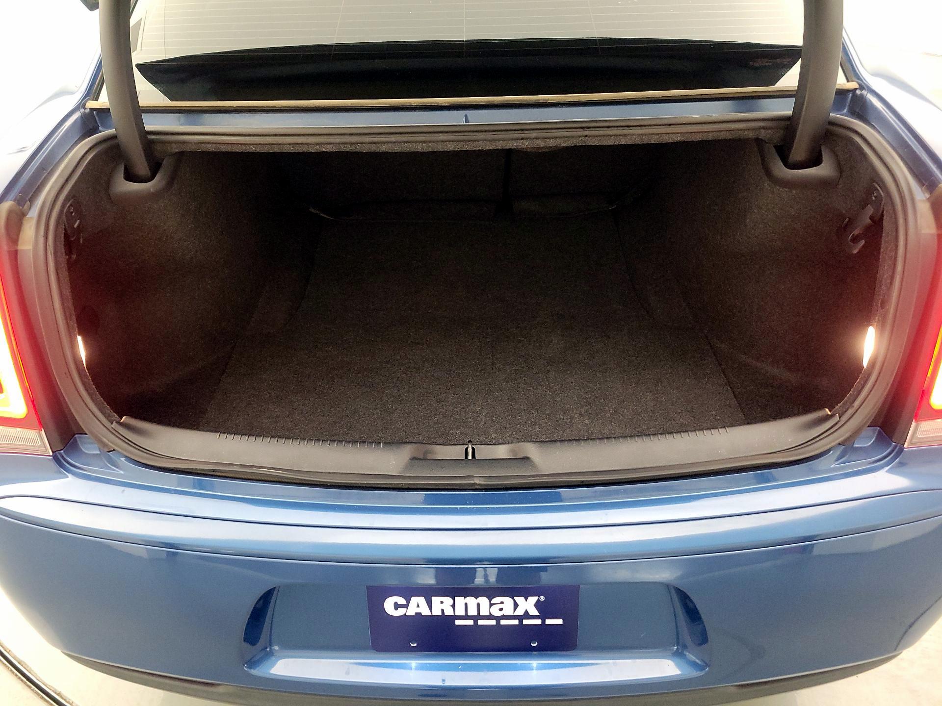 Thumbnail: 2020 Chrysler 300 - 20