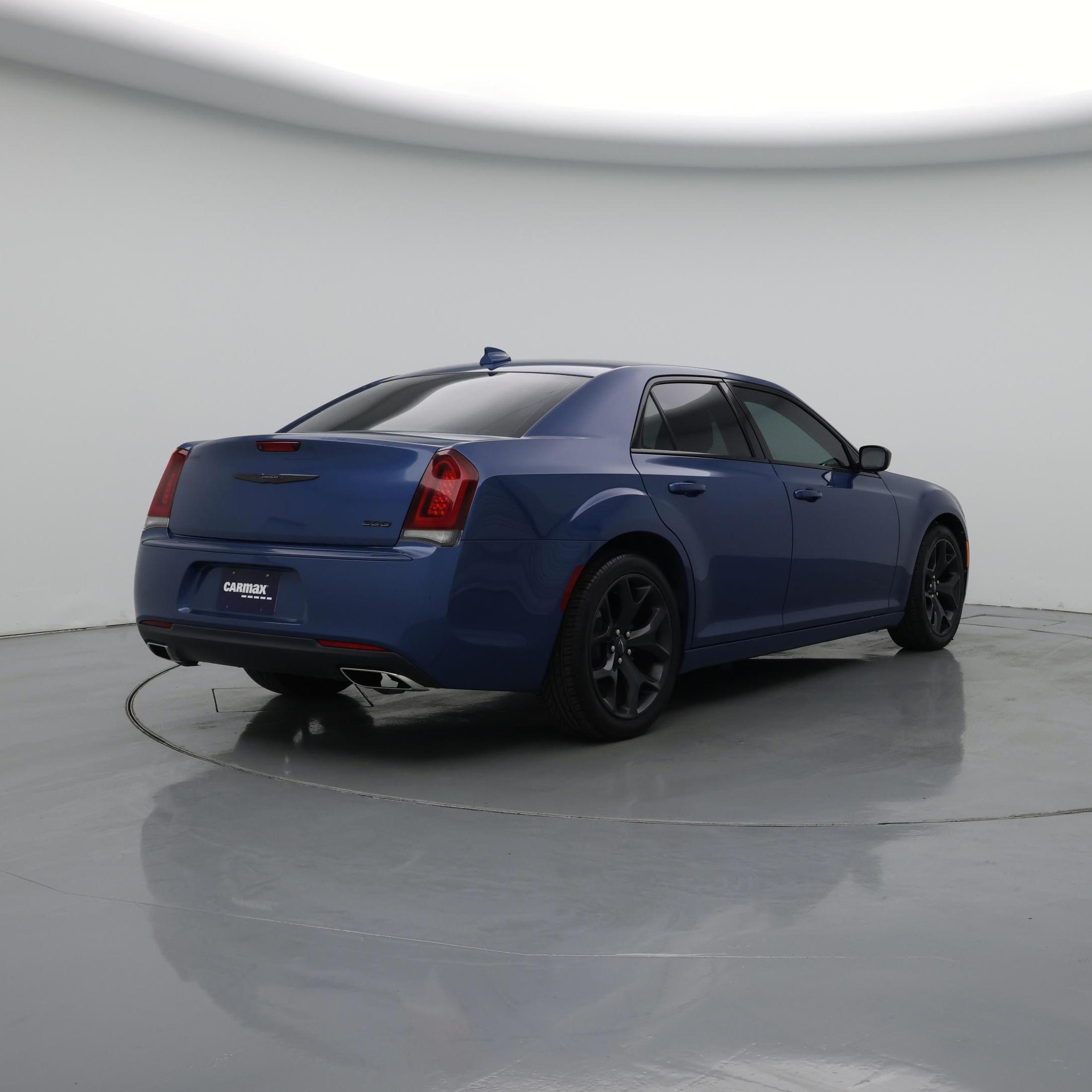 Thumbnail: 2020 Chrysler 300 - 8