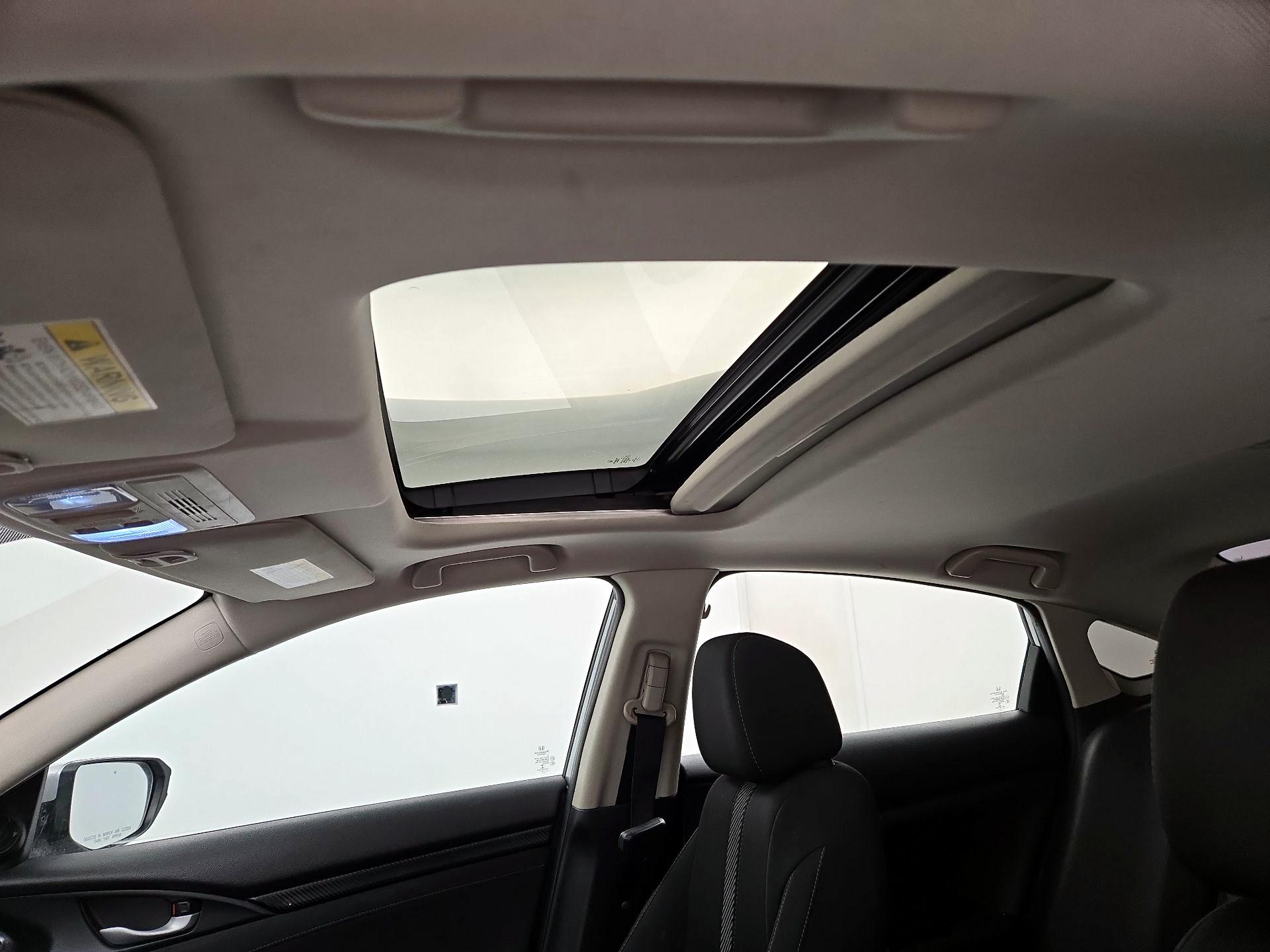 Thumbnail: 2016 Honda Civic - 19