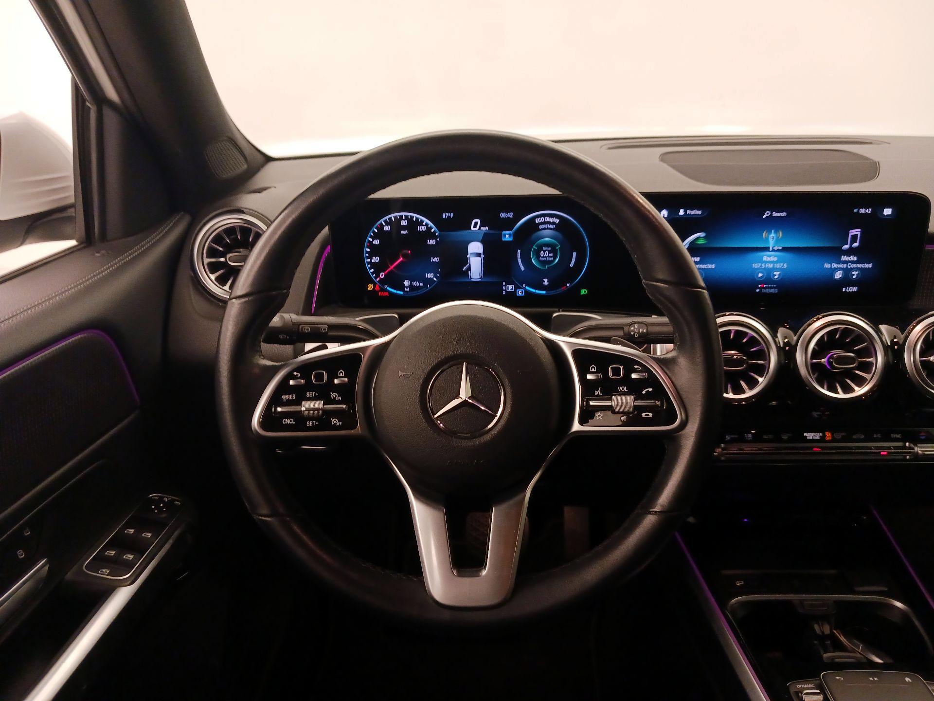 Thumbnail: 2022 Mercedes-Benz GLB - 10
