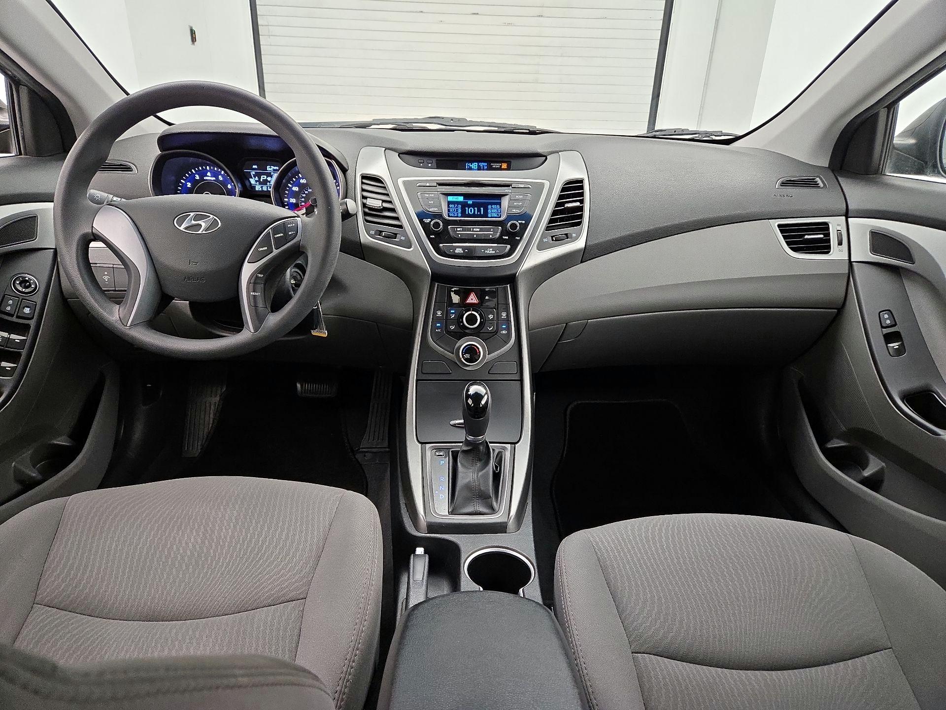 Thumbnail: 2016 Hyundai Elantra - 9
