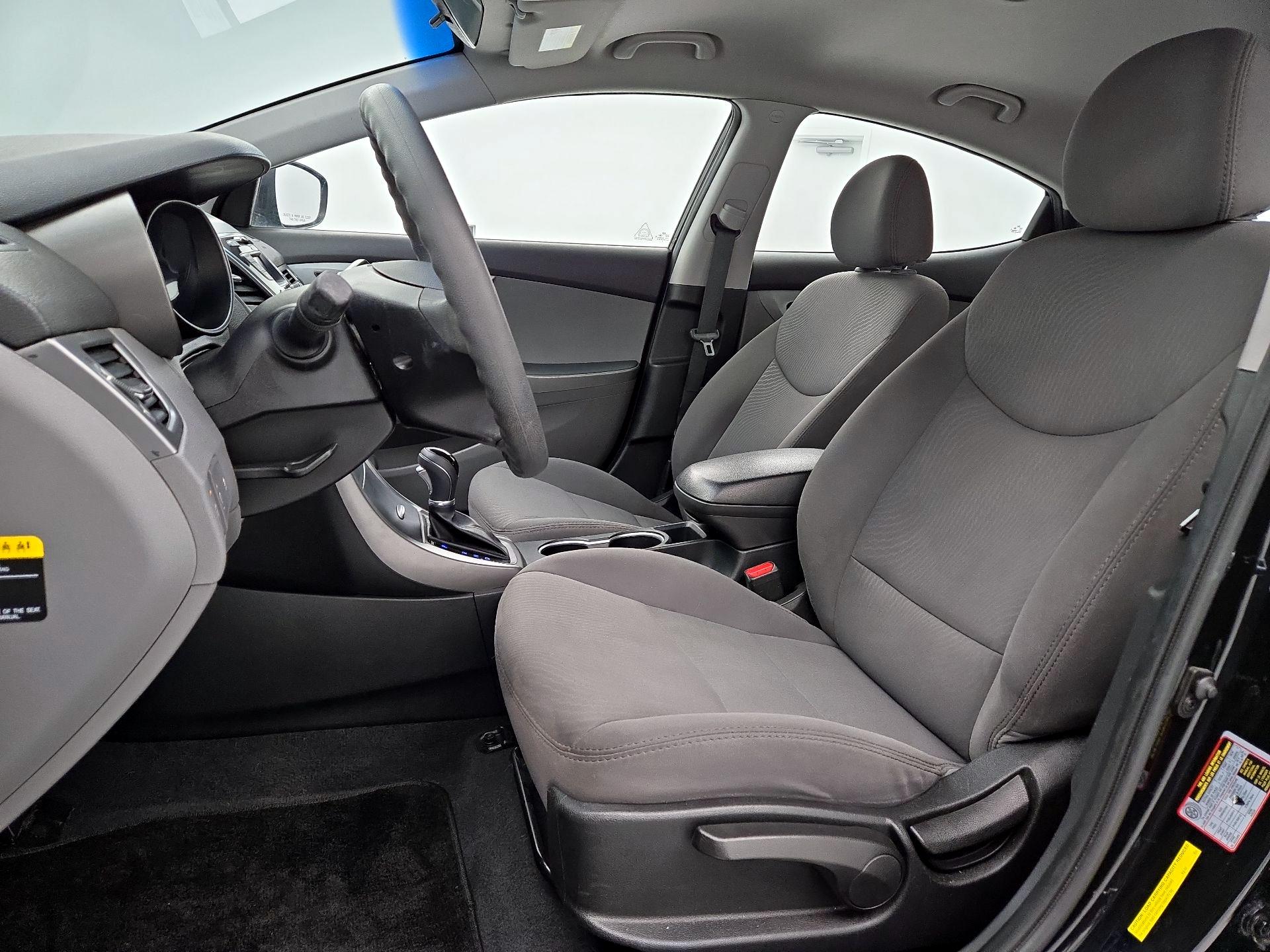 Thumbnail: 2016 Hyundai Elantra - 11