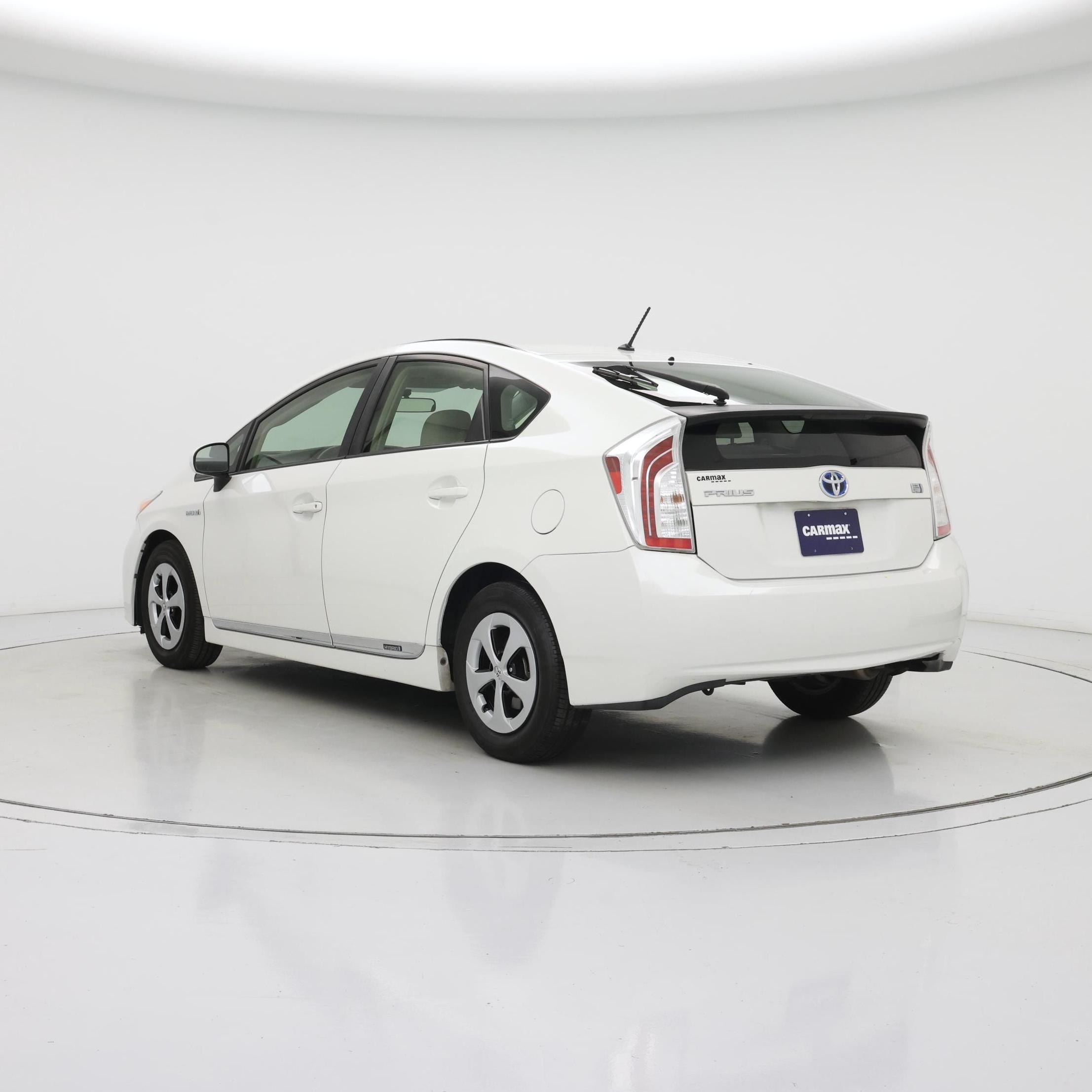 Thumbnail: 2014 Toyota Prius - 2