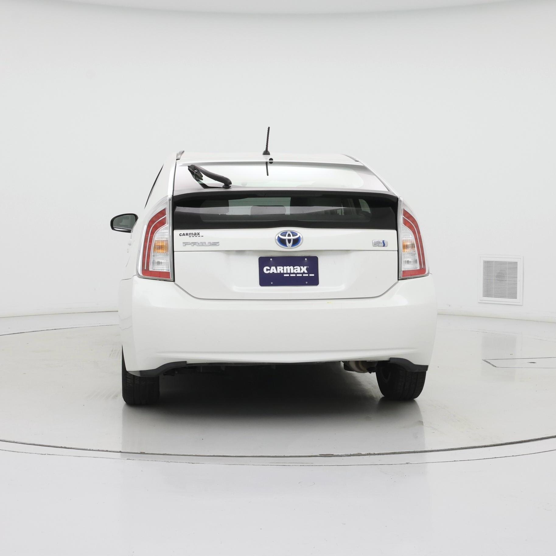 Thumbnail: 2014 Toyota Prius - 6