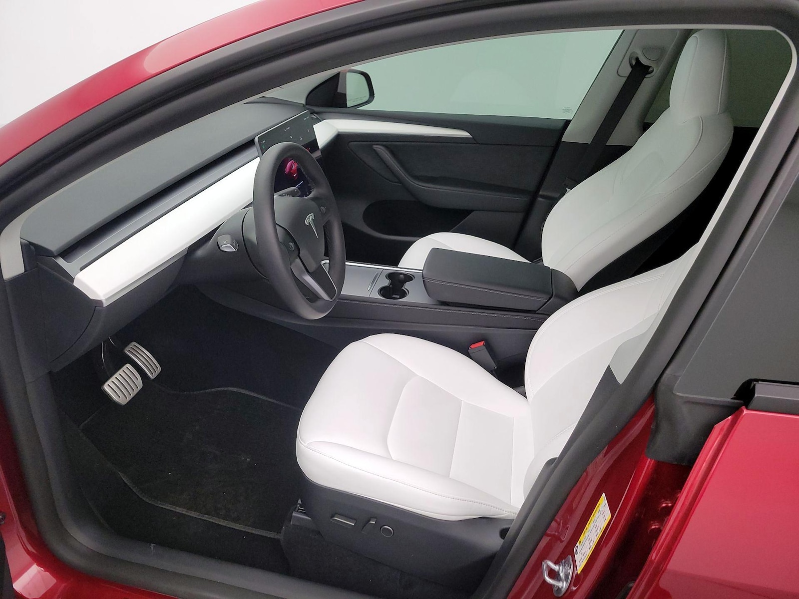 2025 Tesla Model Y Performance - Photo 12