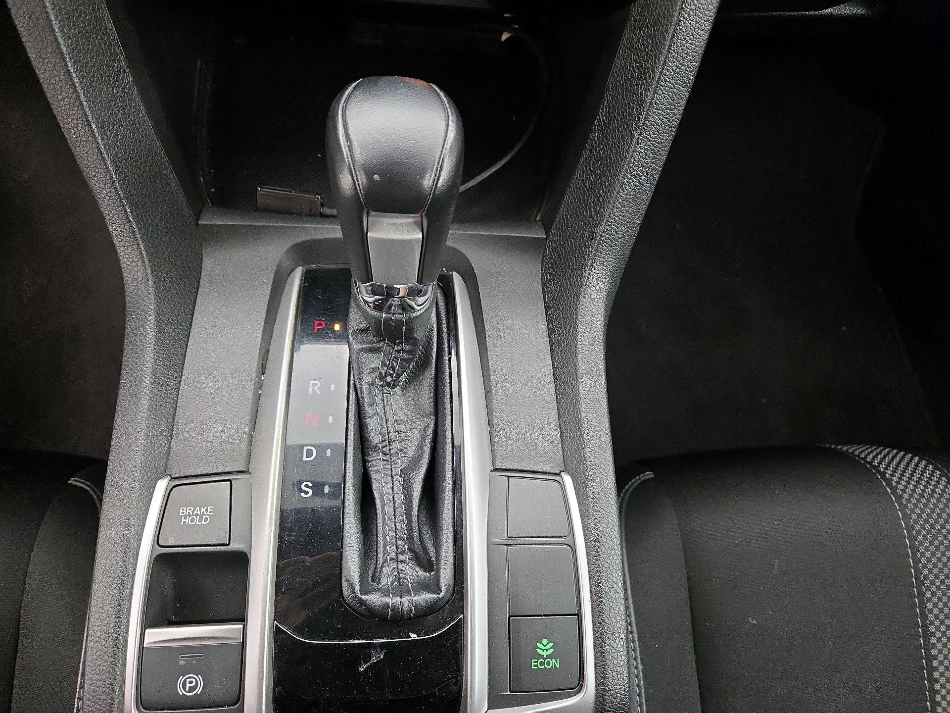 Thumbnail: 2019 Honda Civic - 17