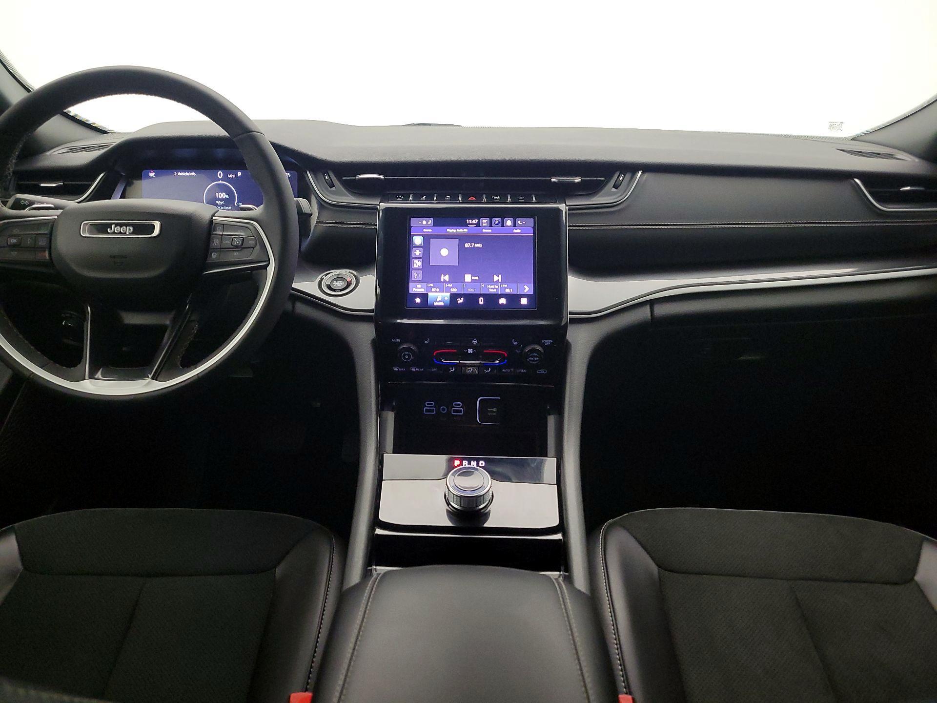 Thumbnail: 2023 Jeep Grand Cherokee - 9