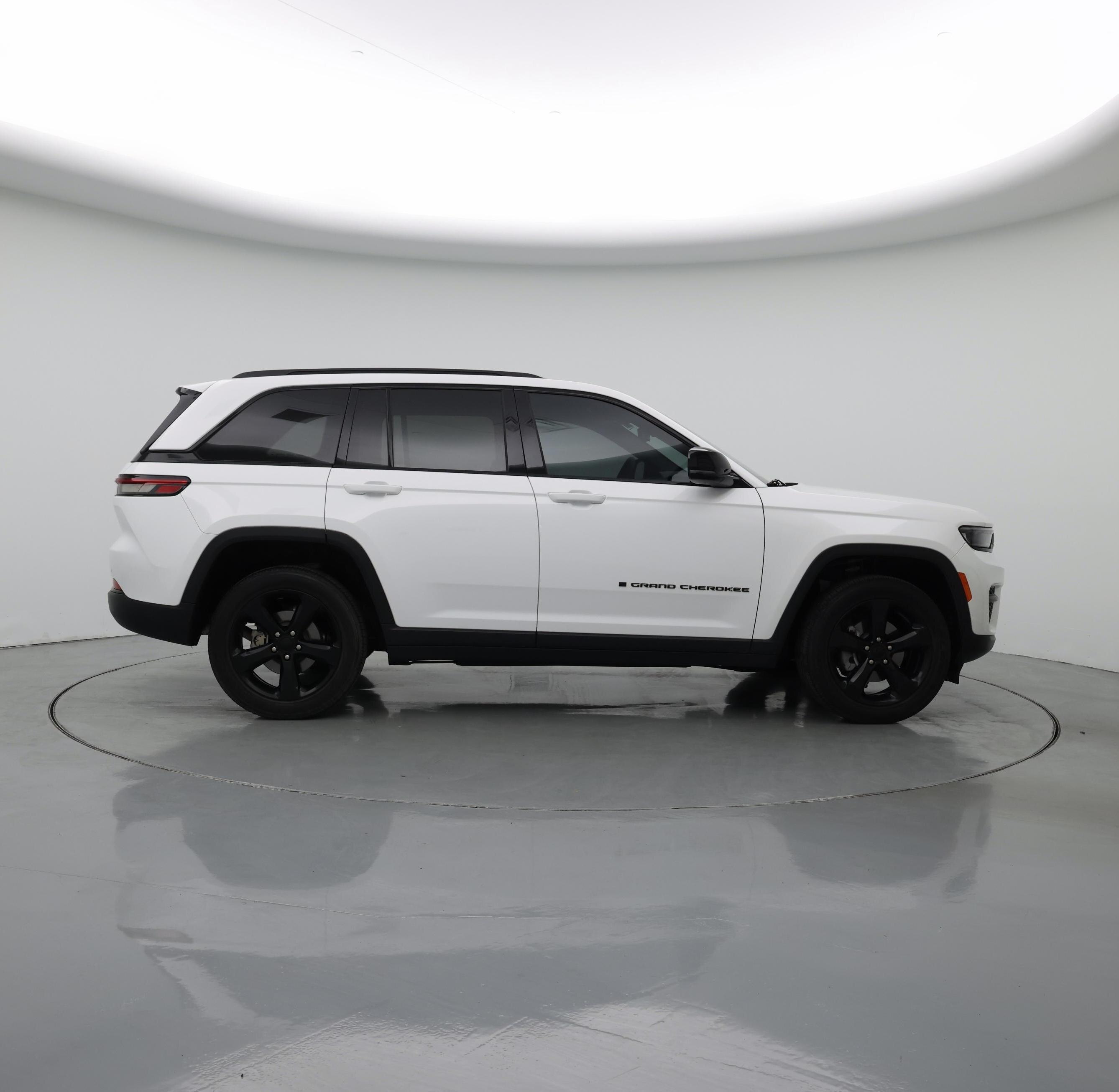 Thumbnail: 2023 Jeep Grand Cherokee - 7