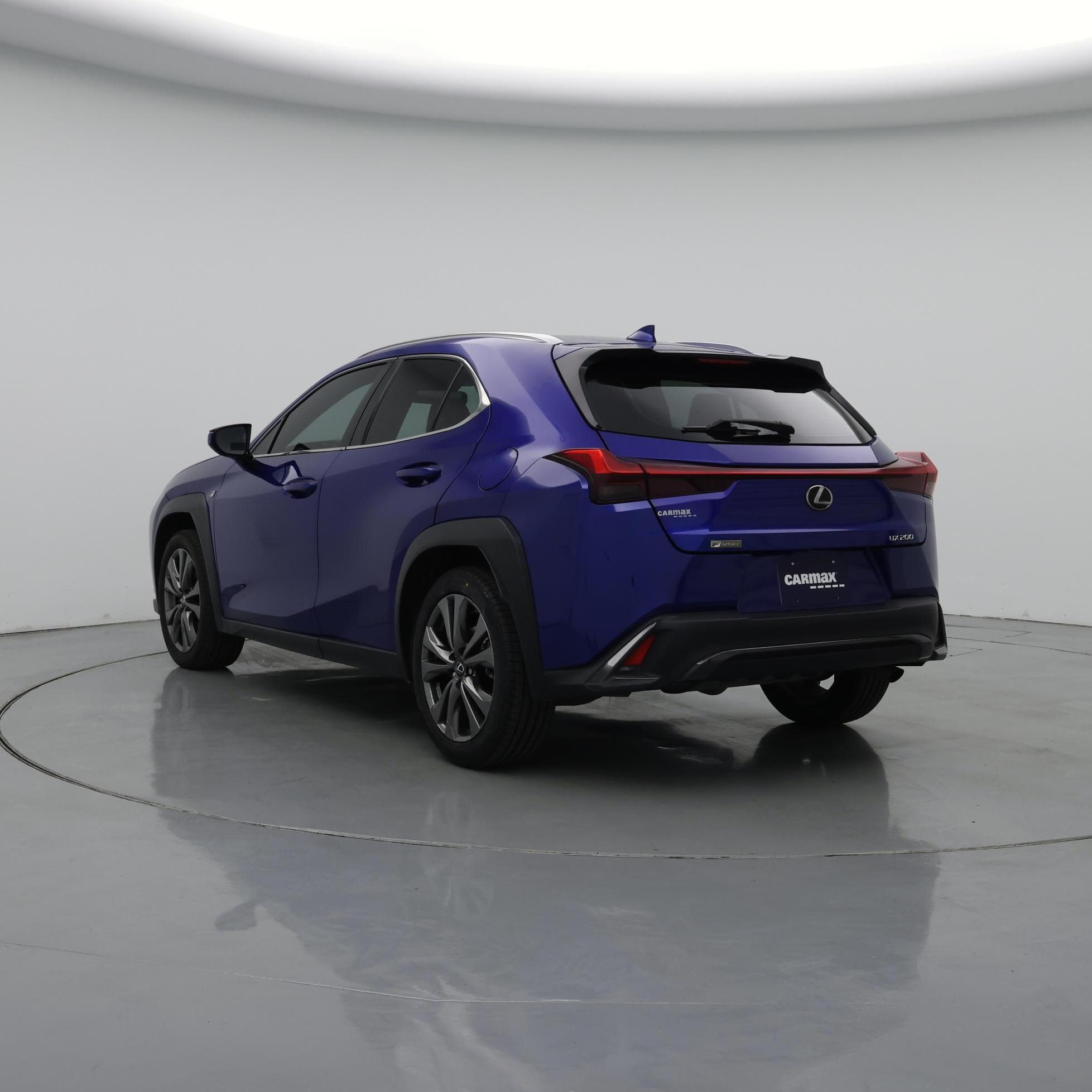 Thumbnail: 2020 Lexus UX - 2